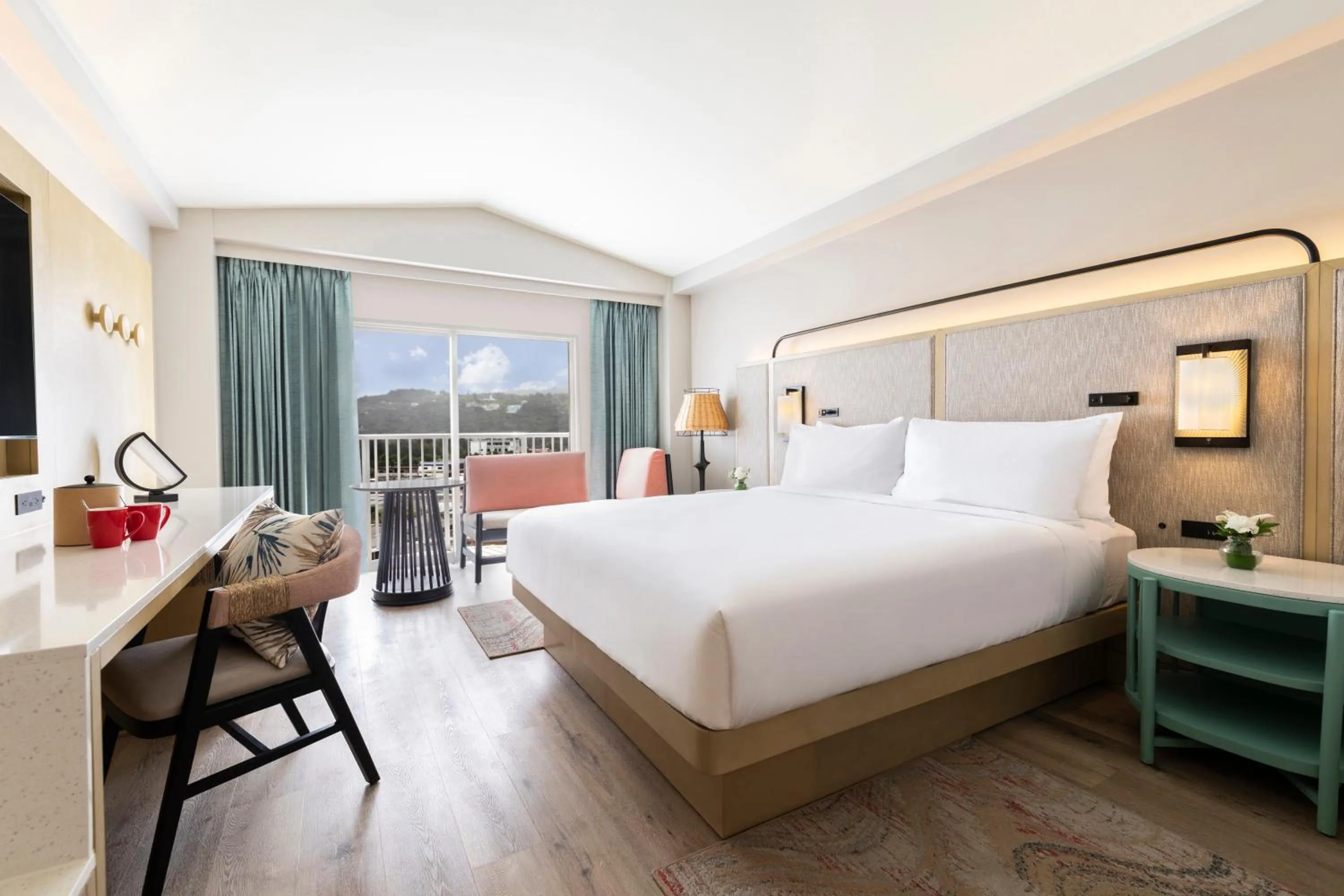 King Room with Mountain View in Crowne Plaza Resort Saipan