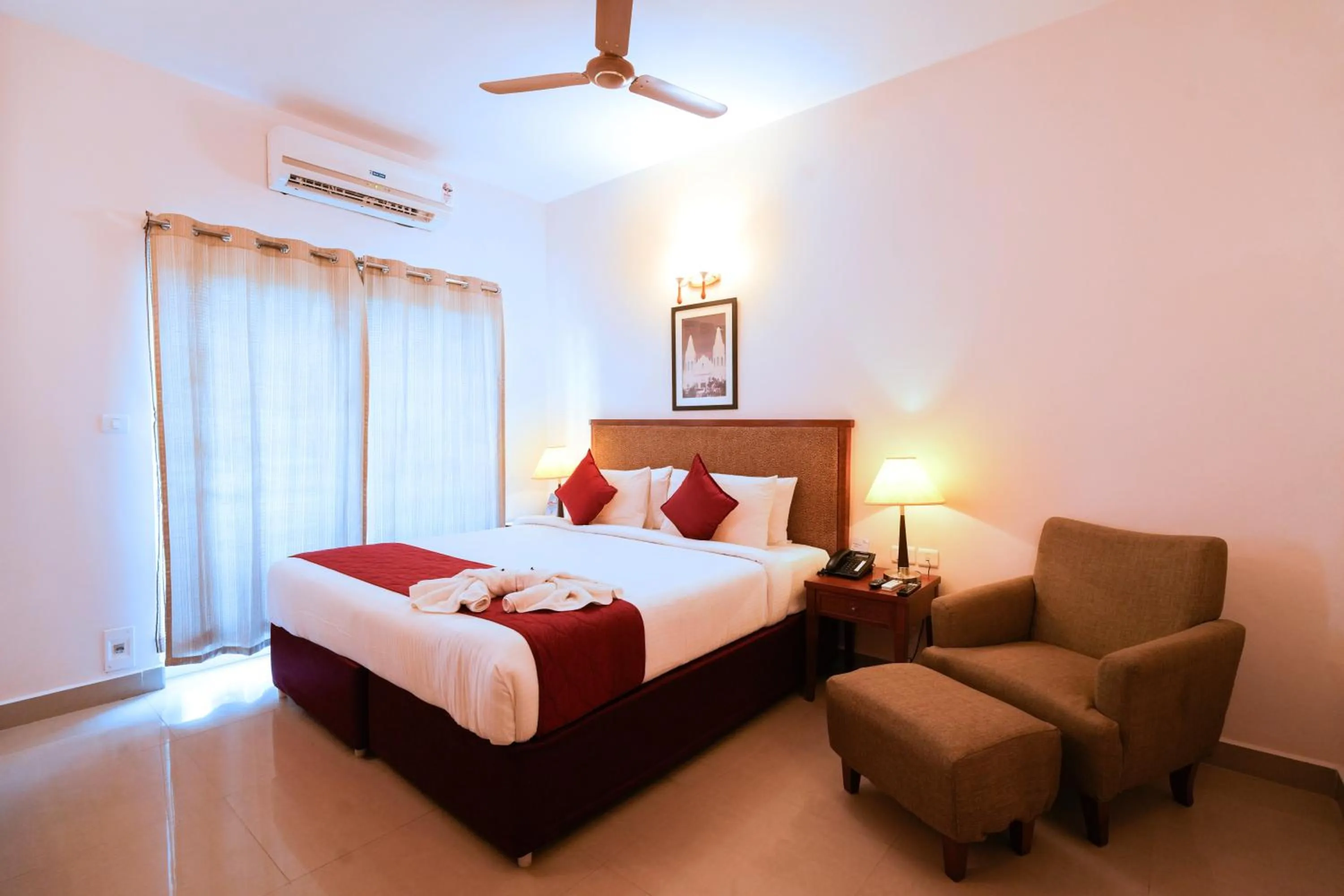 Grandeur Suite with Balcony in MGM Vailankanni