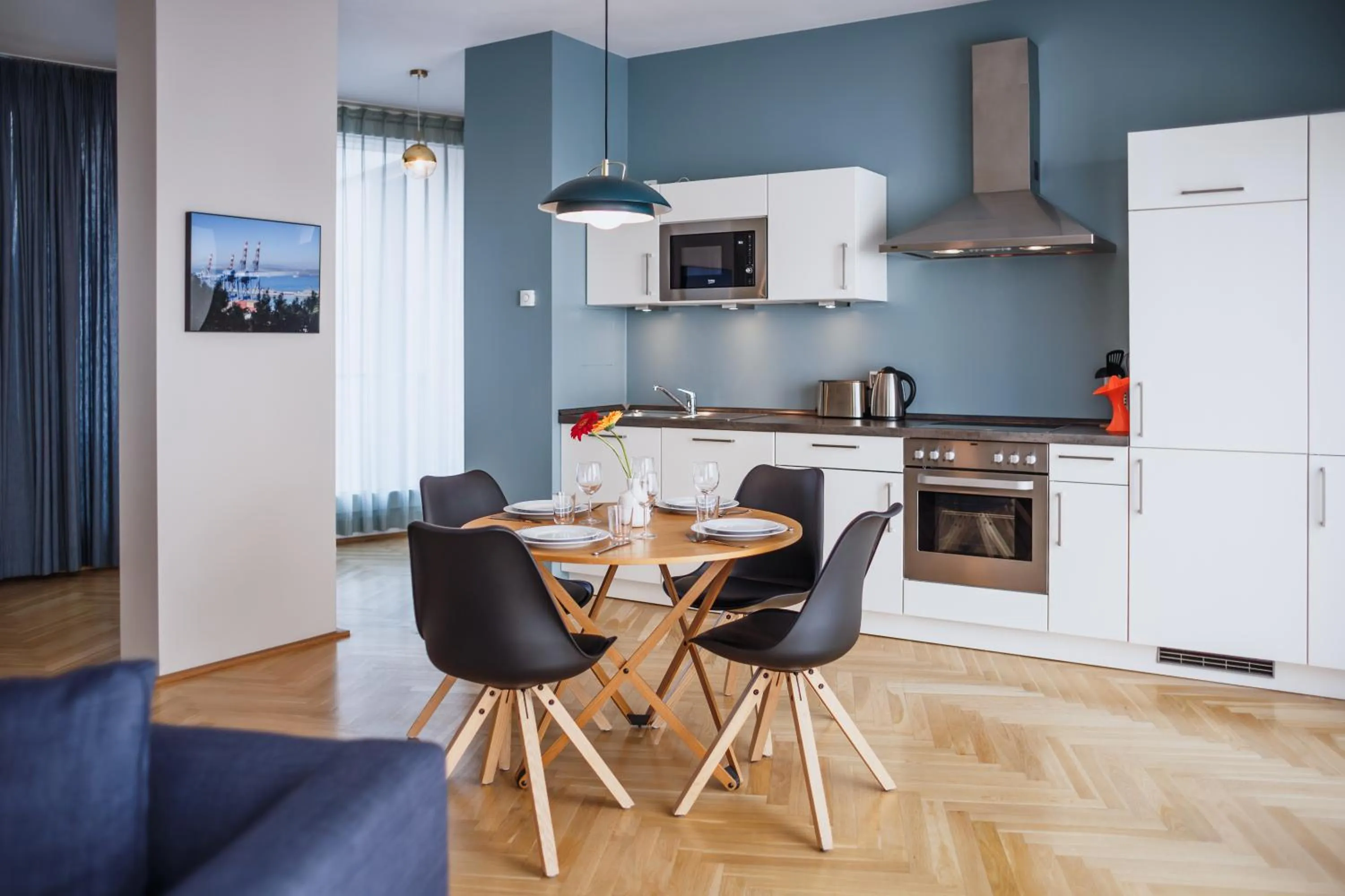 Deluxe Apartment in The Circus Apartments