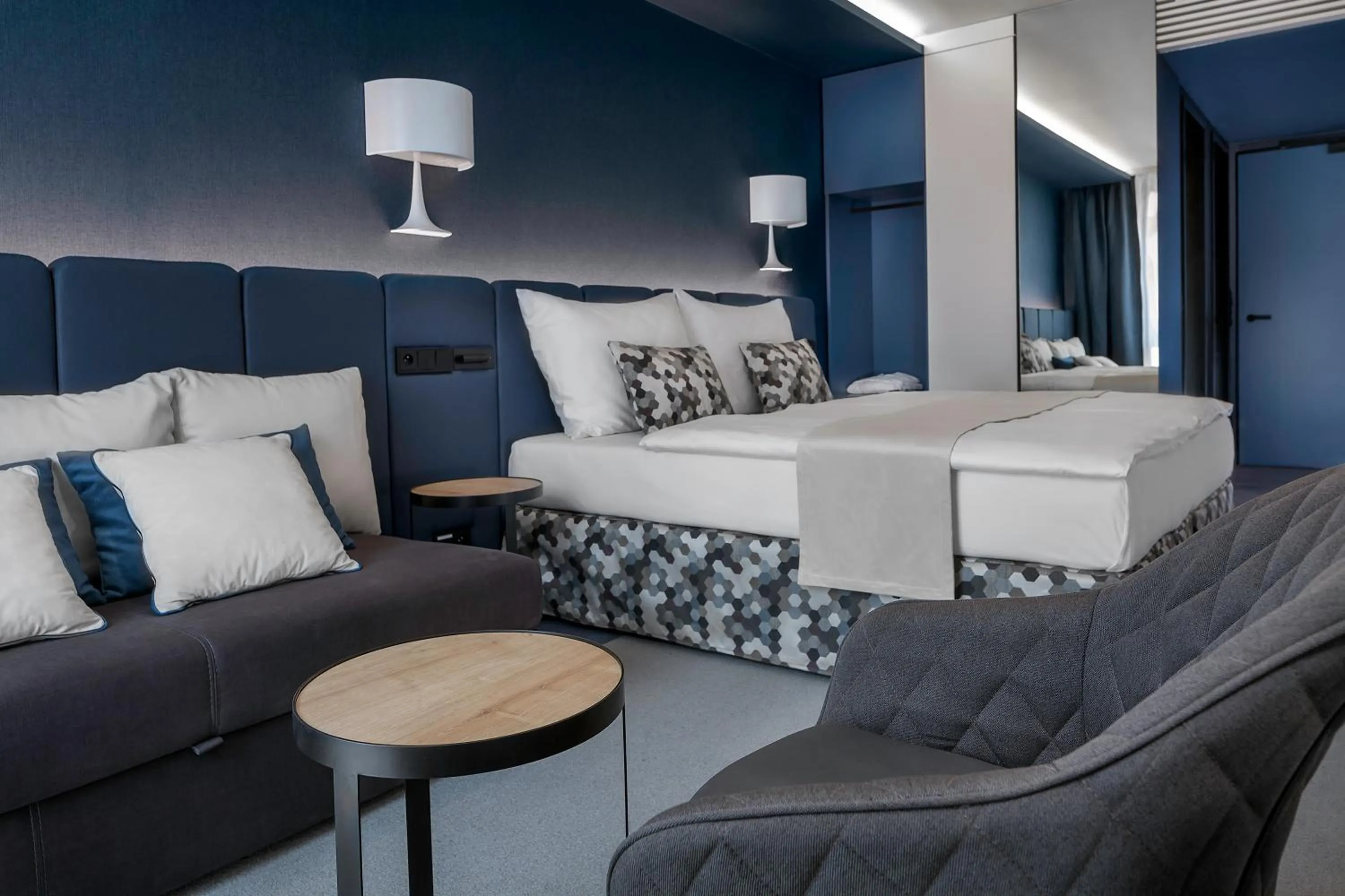 Deluxe Room in Urban Creme