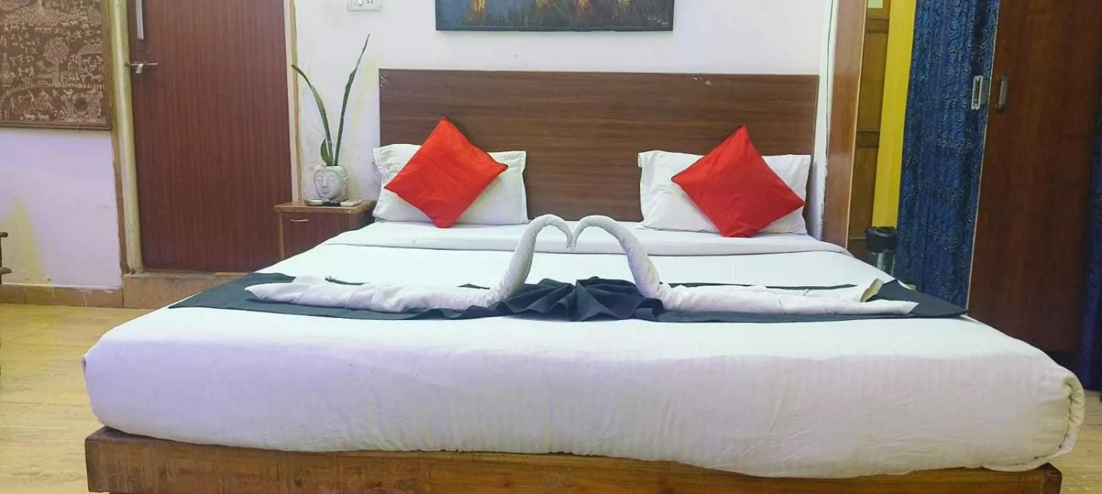 Classic Triple Room - single occupancy in Super Collection-O Sara Grand Near Ram Manohar Lohia hospital