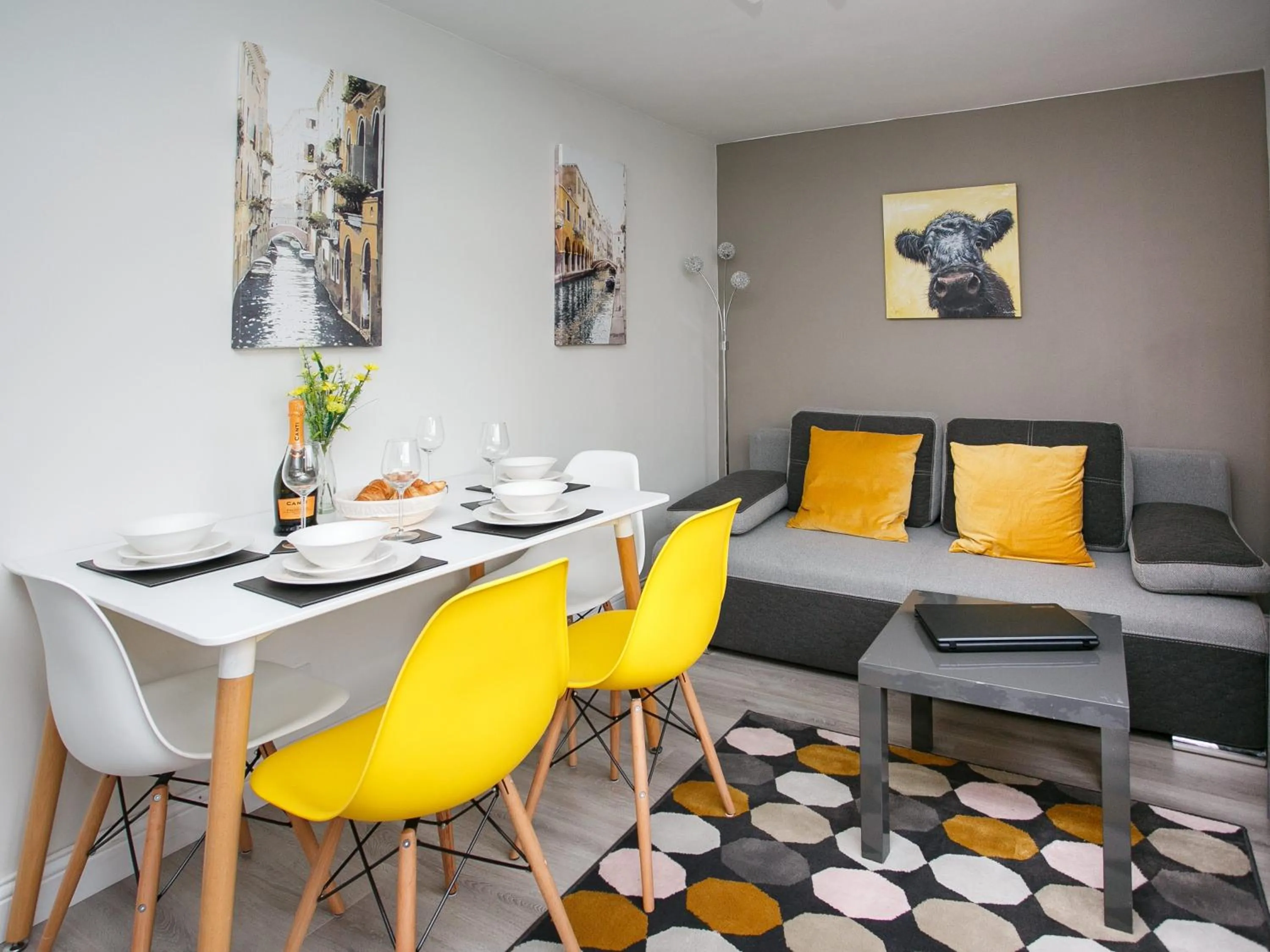 Apartment with Balcony in The Wee Snug