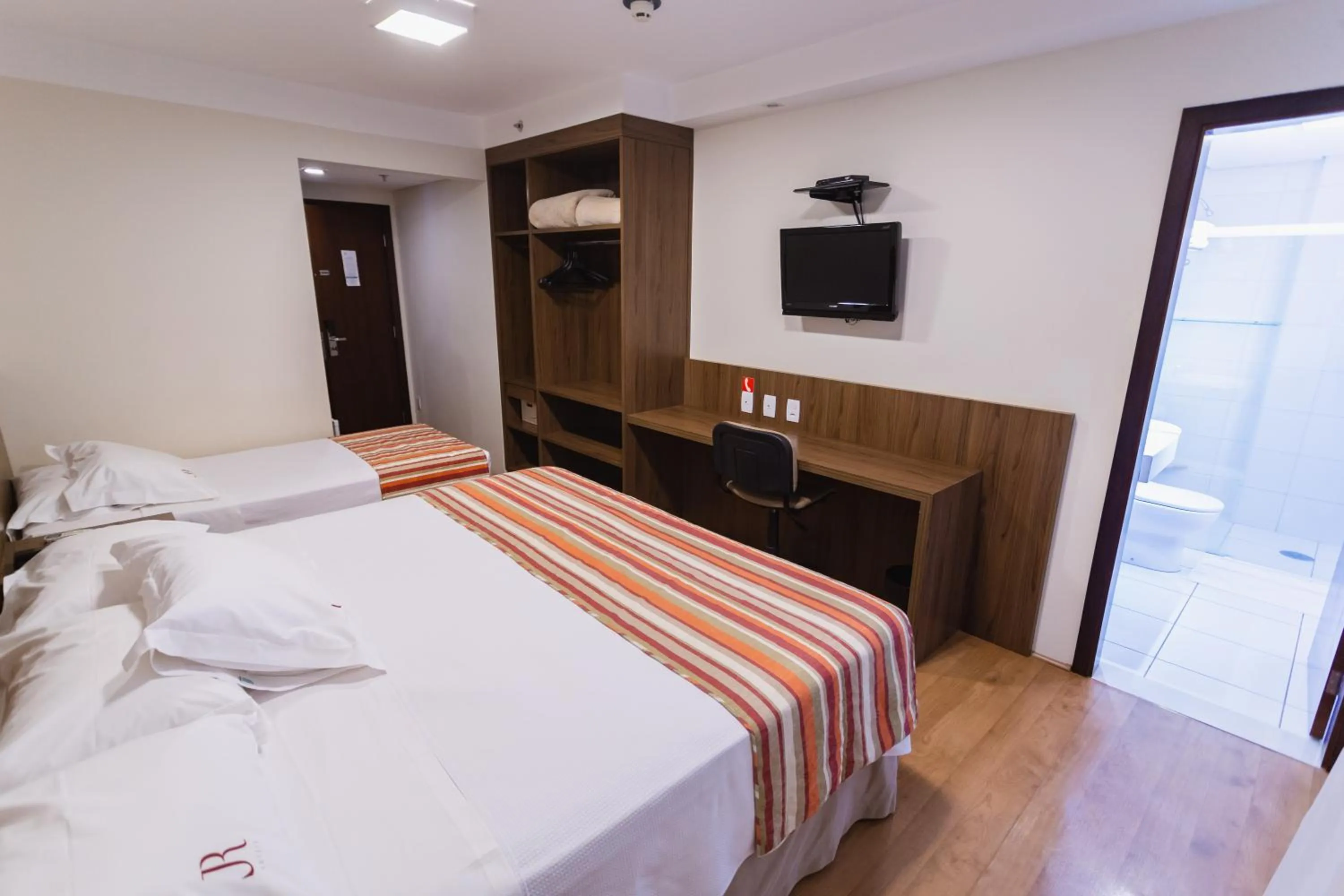 Family Room - single occupancy in JR Hotel Ribeirão Preto