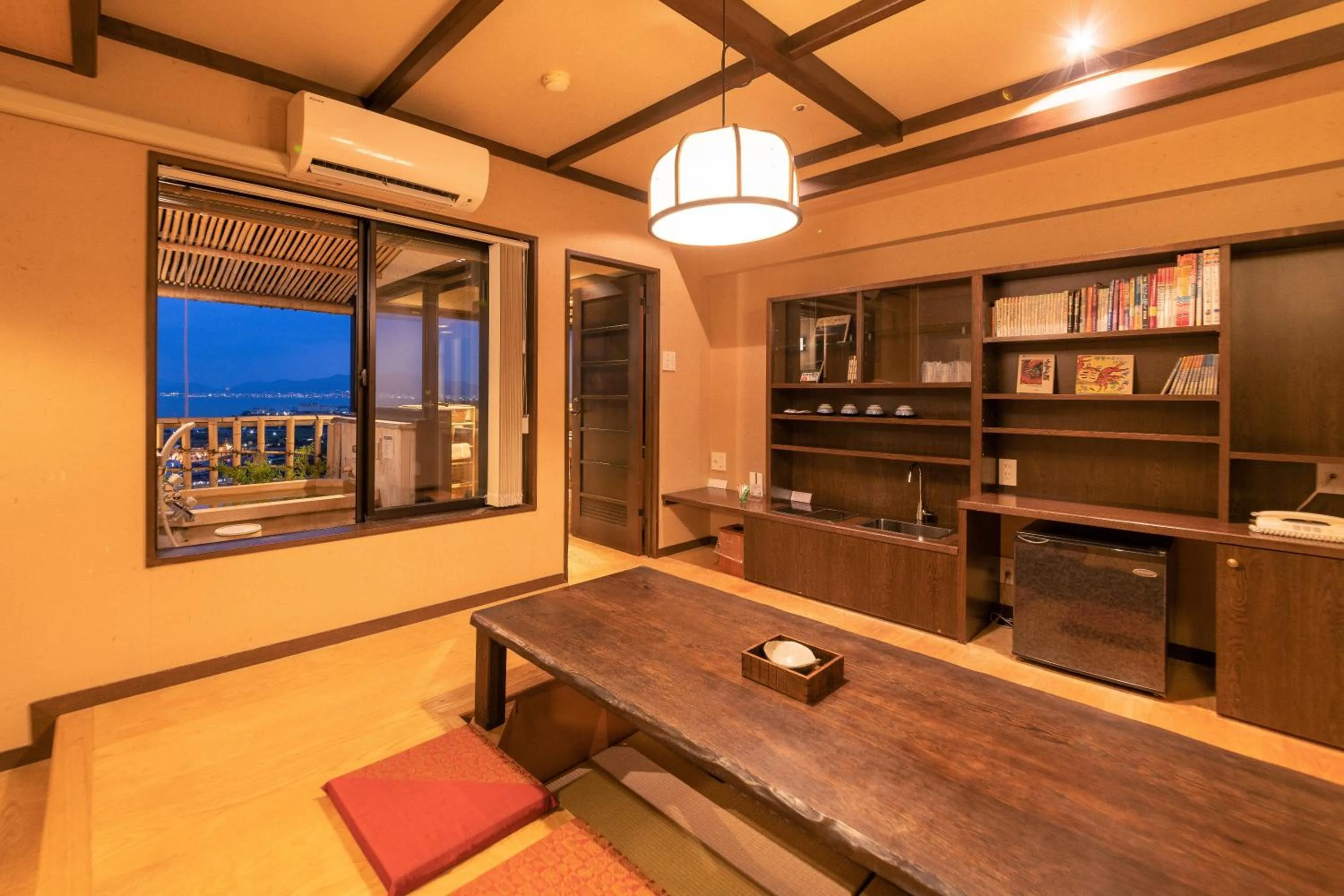 Executive Japanese Western Style Room with Open-Air Bath and Lake View in Yuzanso