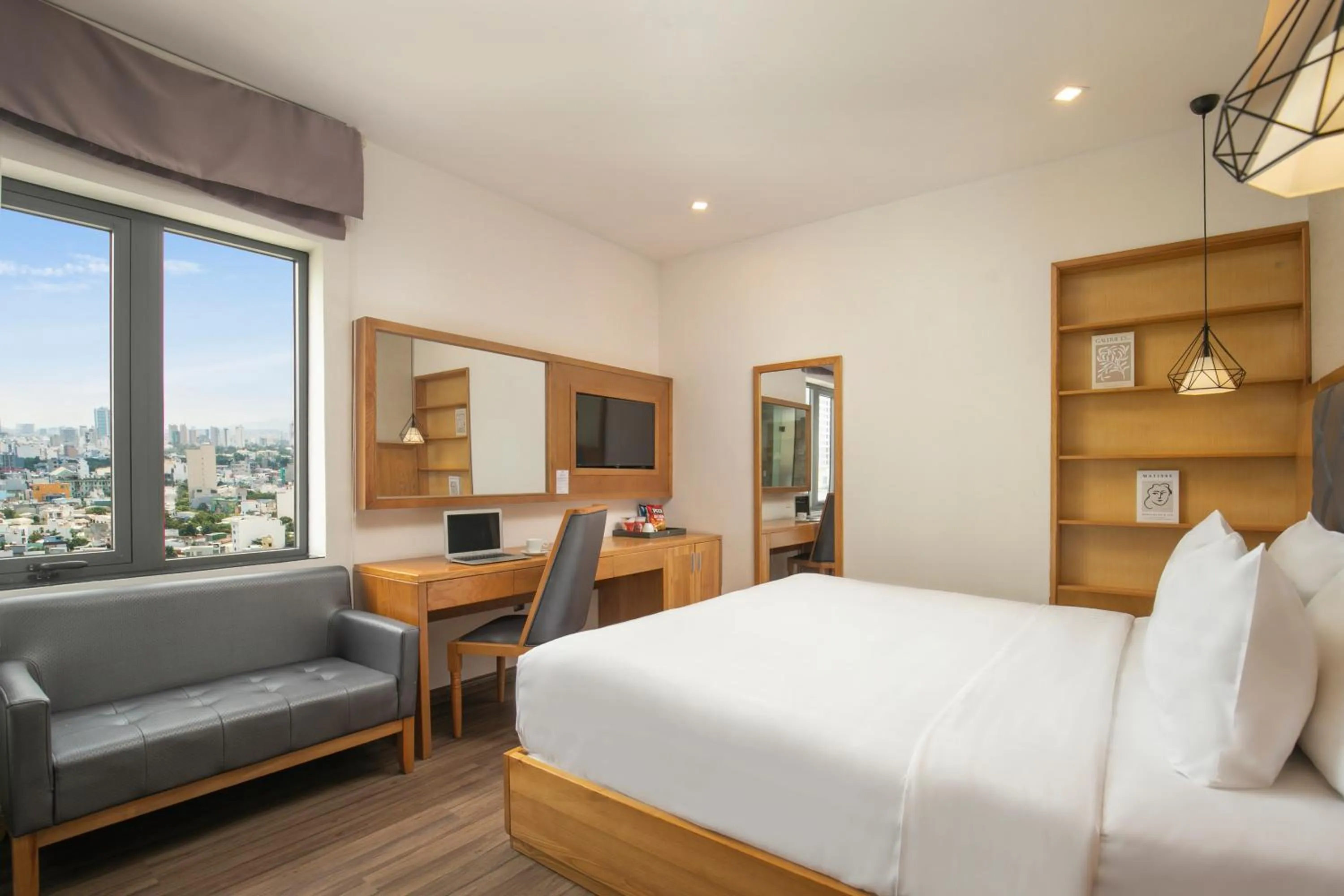 Deluxe Double Room with City View in Grand Sunrise Boutique Hotel