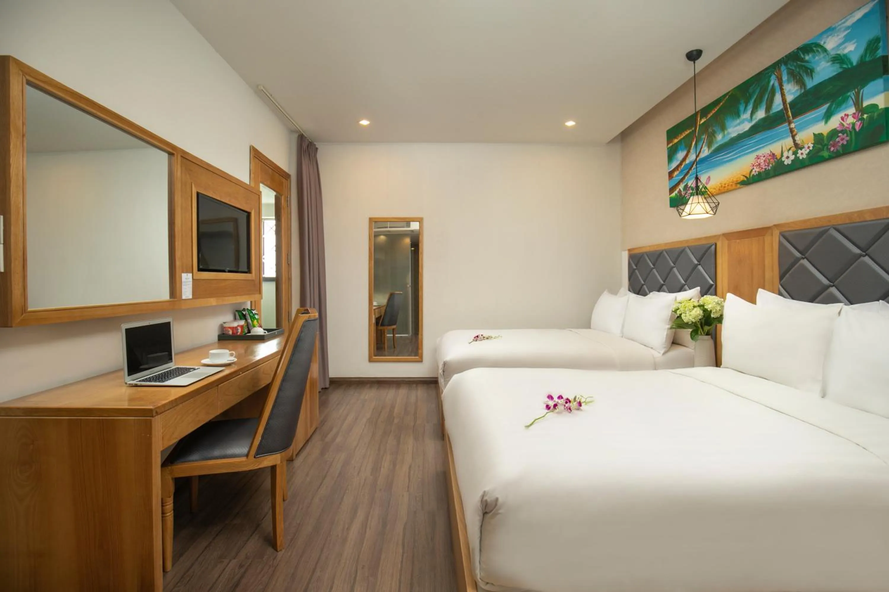 Superior Family Room in Grand Sunrise Boutique Hotel