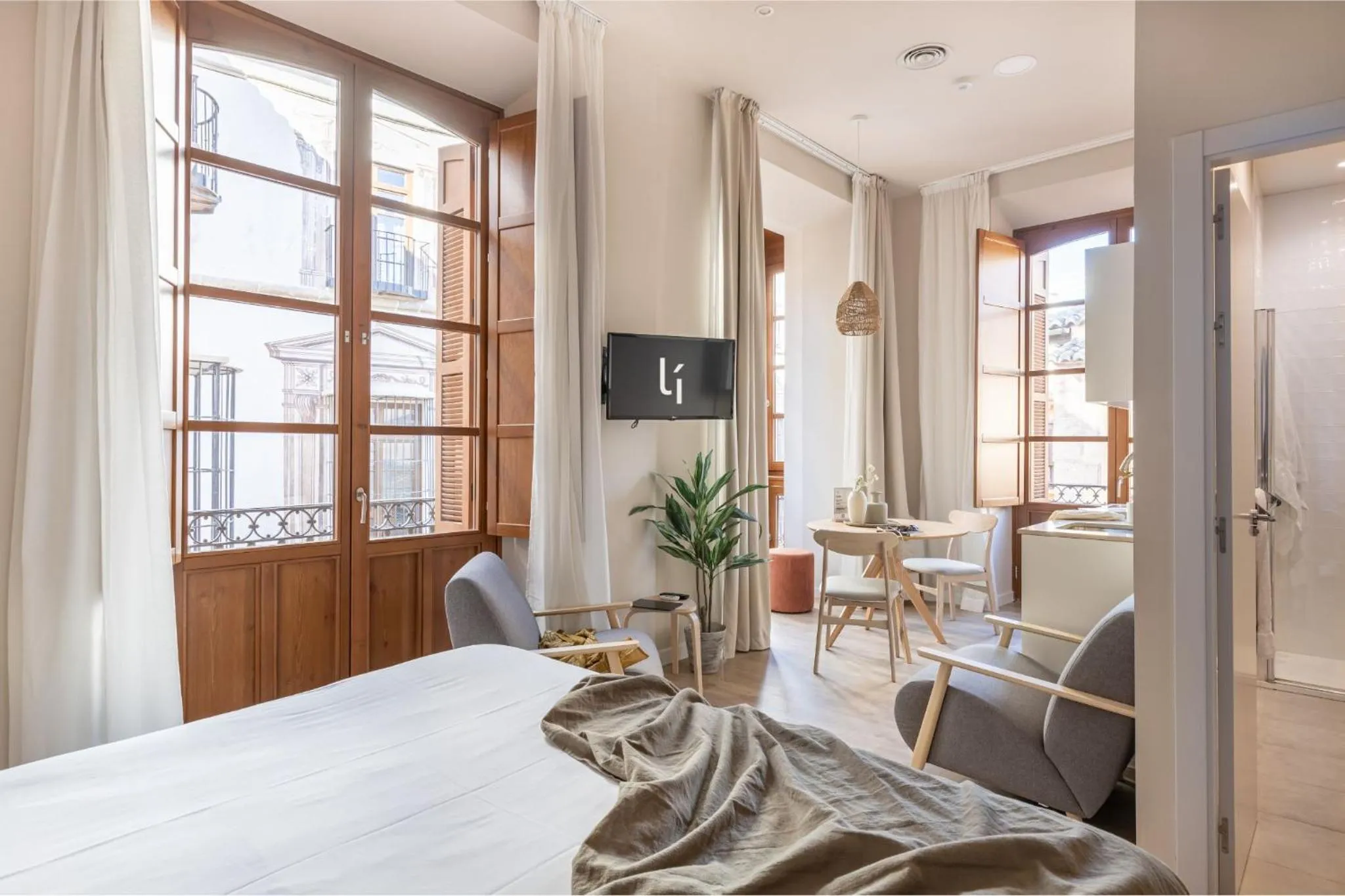 Studio with Balcony in Líbere Málaga Teatro Romano
