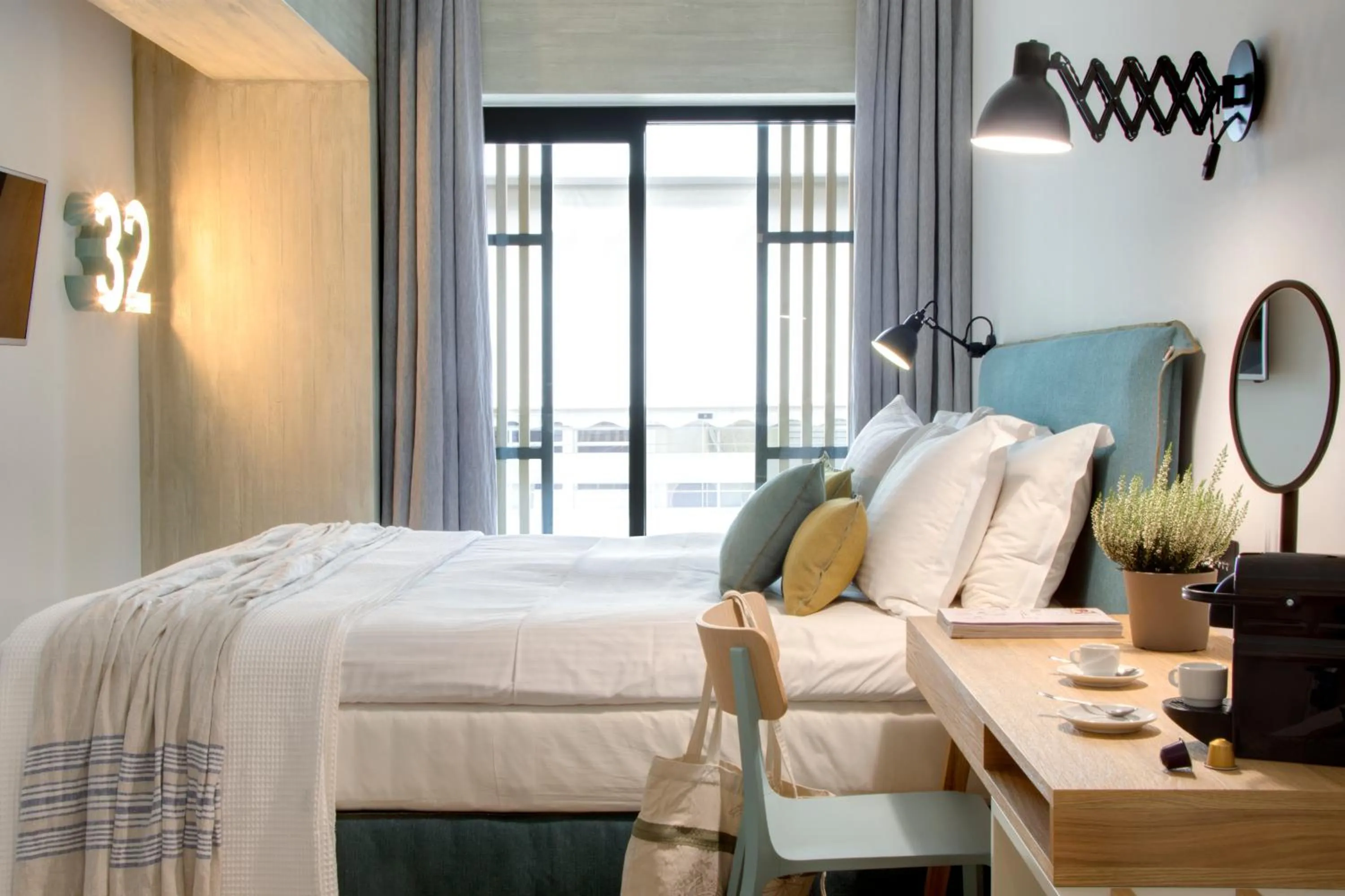 Double Room with Balcony - Peer in COCO-MAT Athens Jumelle