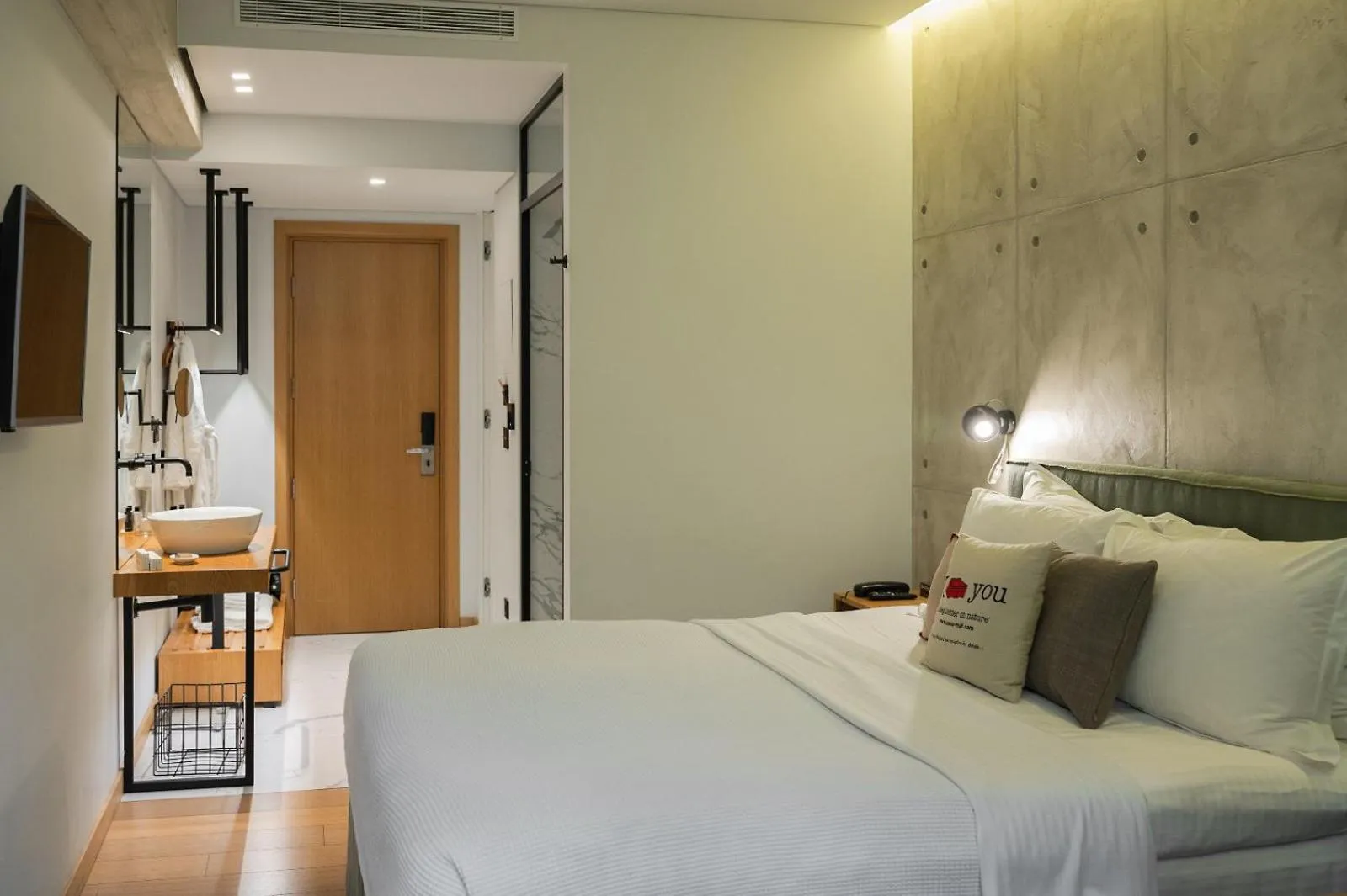 Budget Double Room - Proxy in COCO-MAT Athens Jumelle