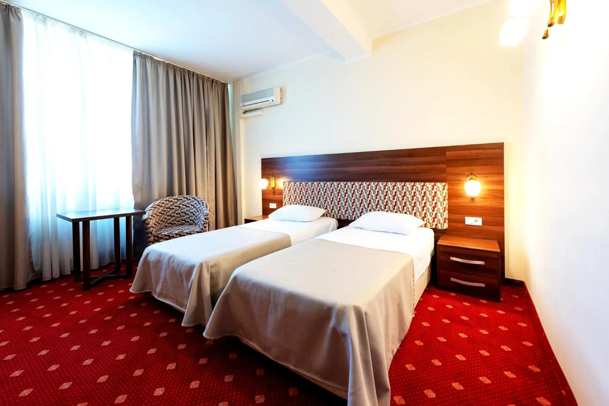 Superior Single Room in Hotel Minerva