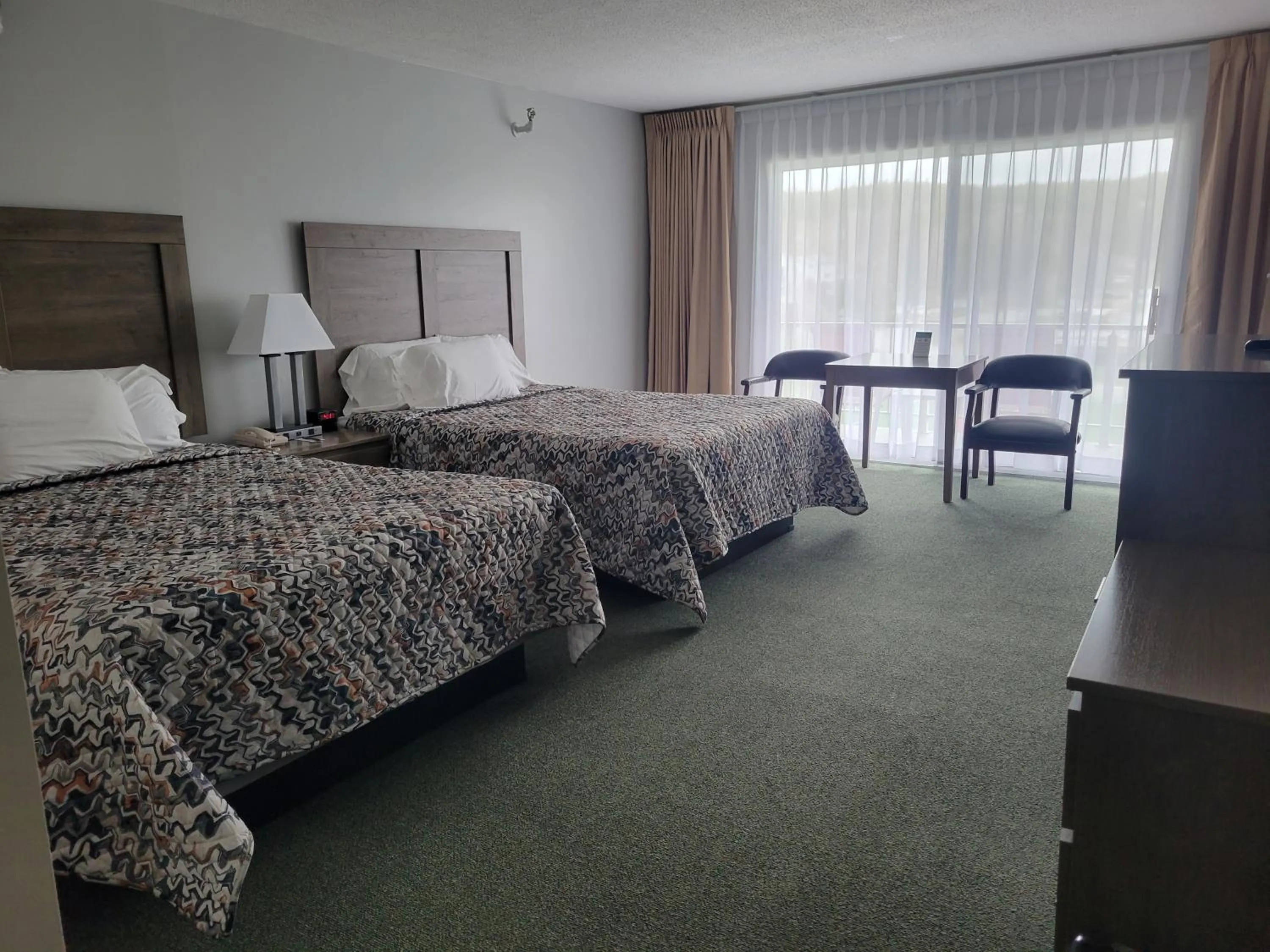Queen Room with Sea View in Kimball Terrace Inn