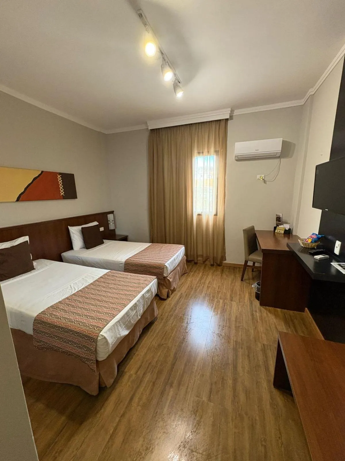 Standard Twin Room - single occupancy in Class Hotel Passos