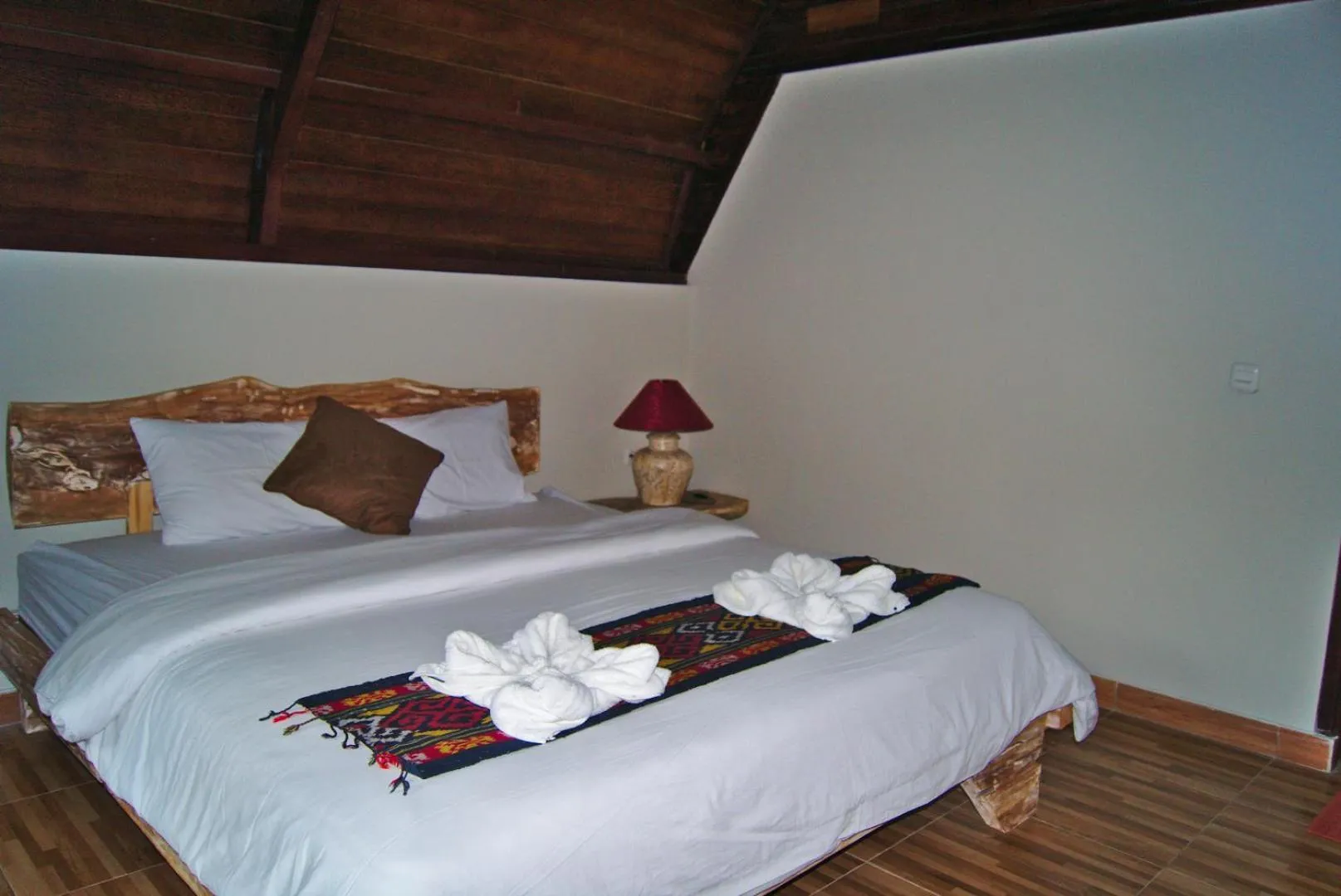 Deluxe Double Room in GHamed Sari