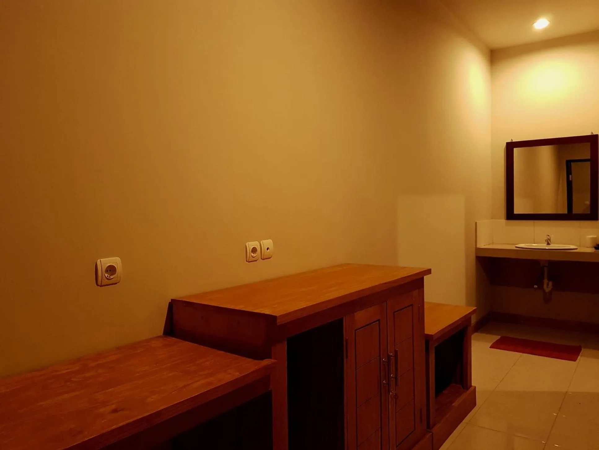 Twin Room with Pool View in GHamed Sari