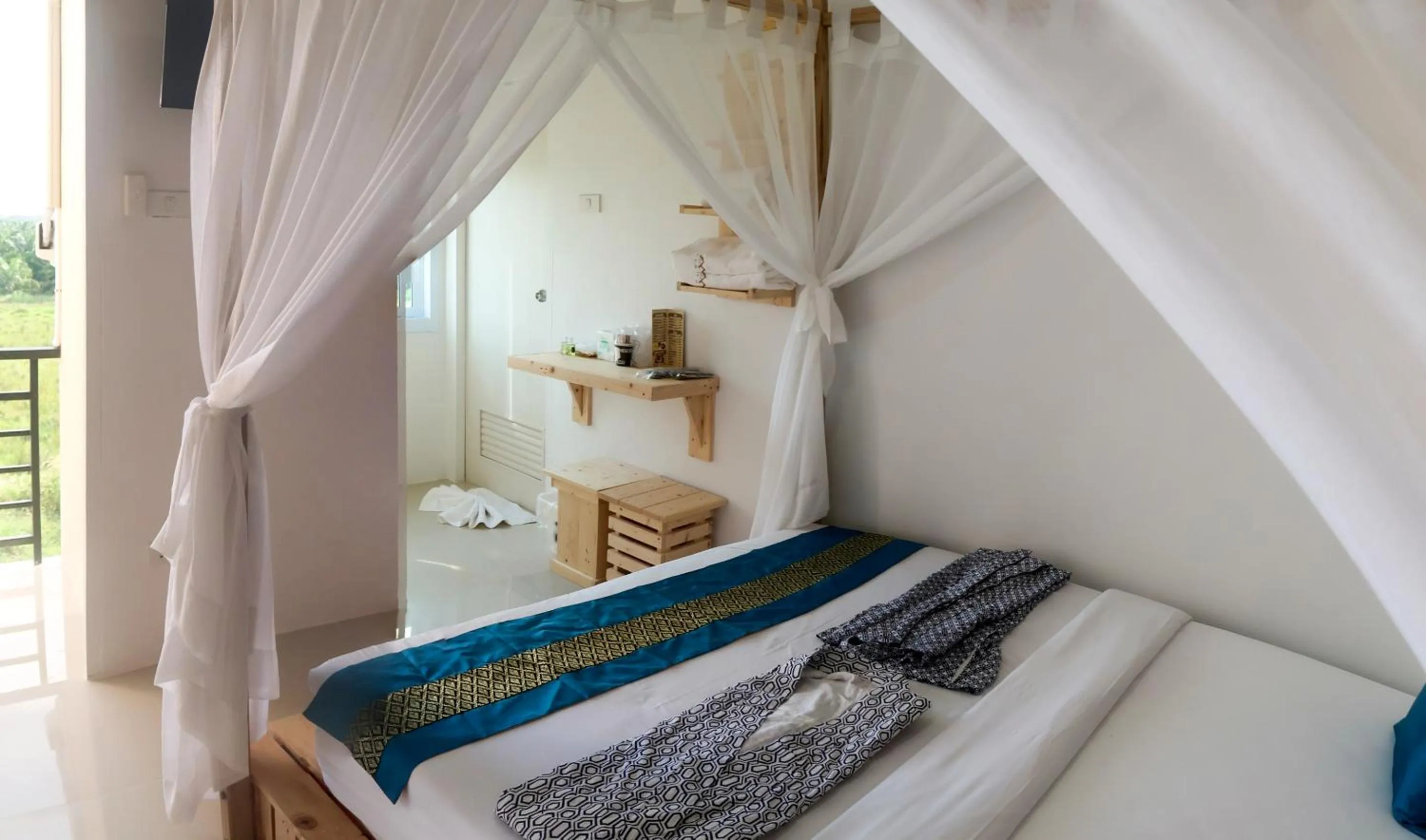 Deluxe Double Room with Balcony in Baan URT Suratthani Airport Hotel