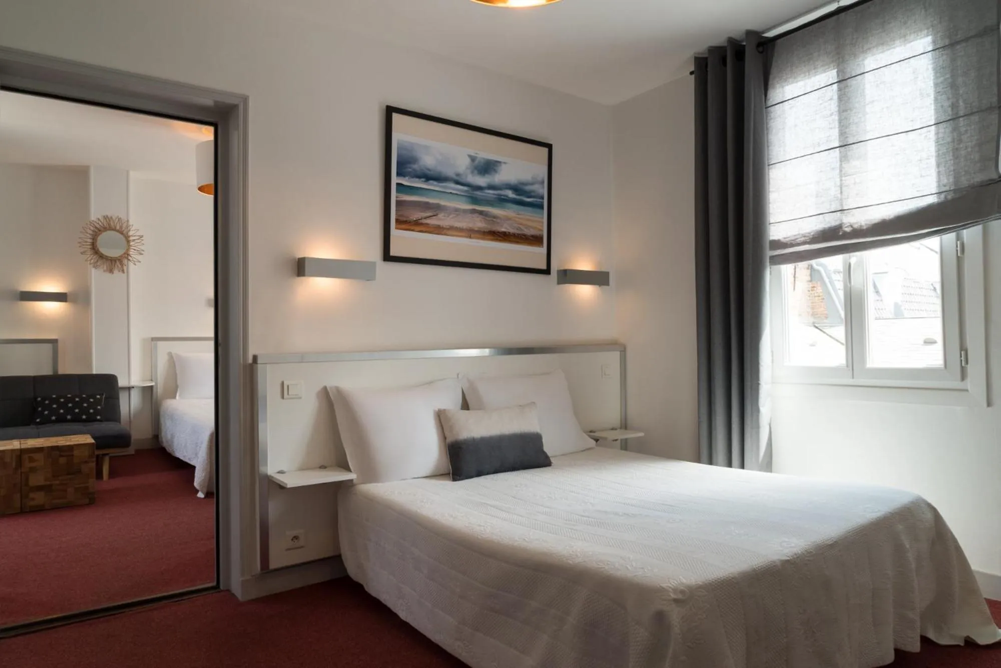 Family Room with disabled access in The Originals Boutique, Hôtel La Colonne de Bronze, Saint-Valéry-sur-Somme
