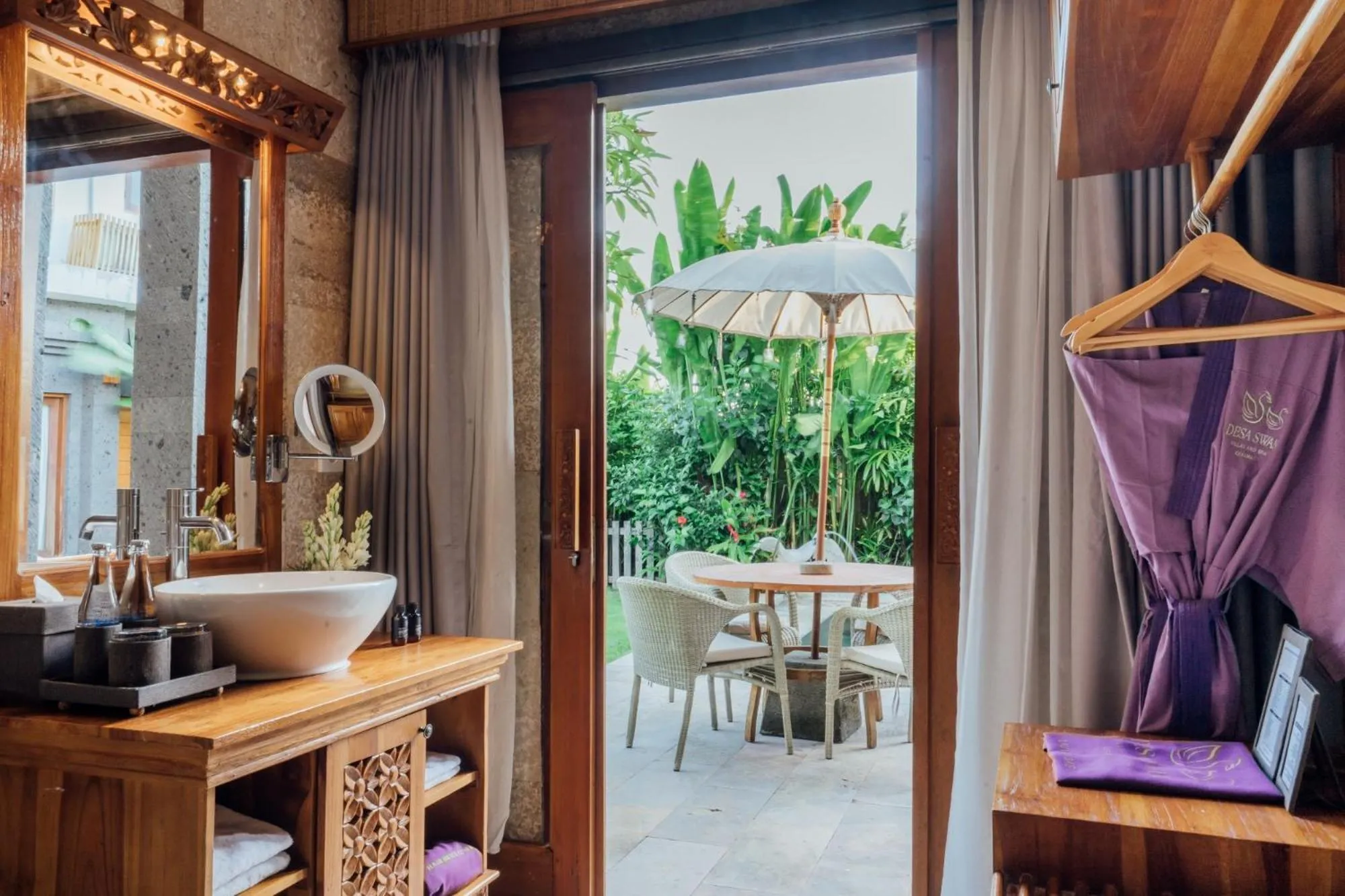 Four-Bedroom Pool Villa with One Time 30 Minute Welcome Massage in Desa Swan Villas & SPA, Keramas