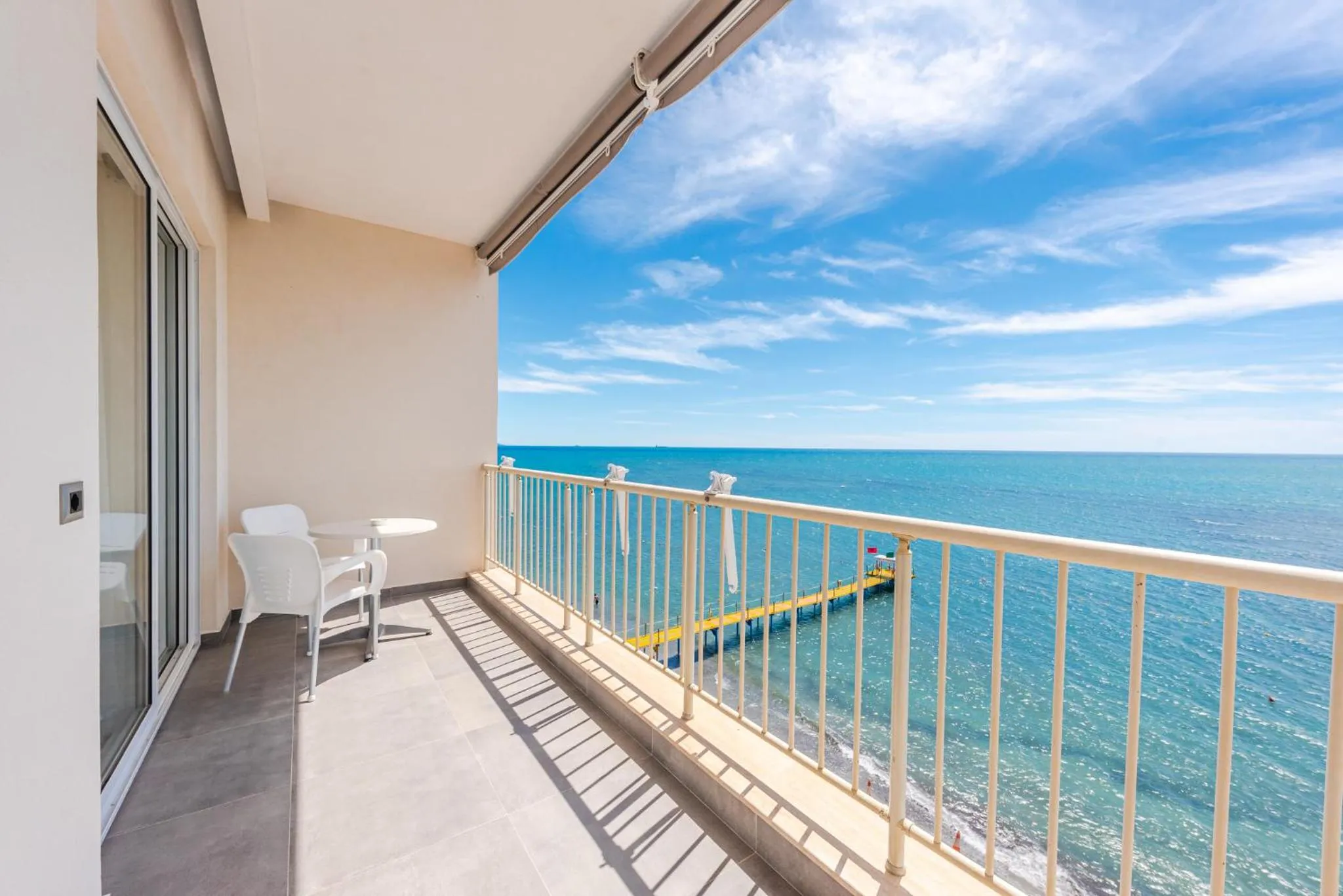 Deluxe Double Room with Sea View in Aragosta Hotel