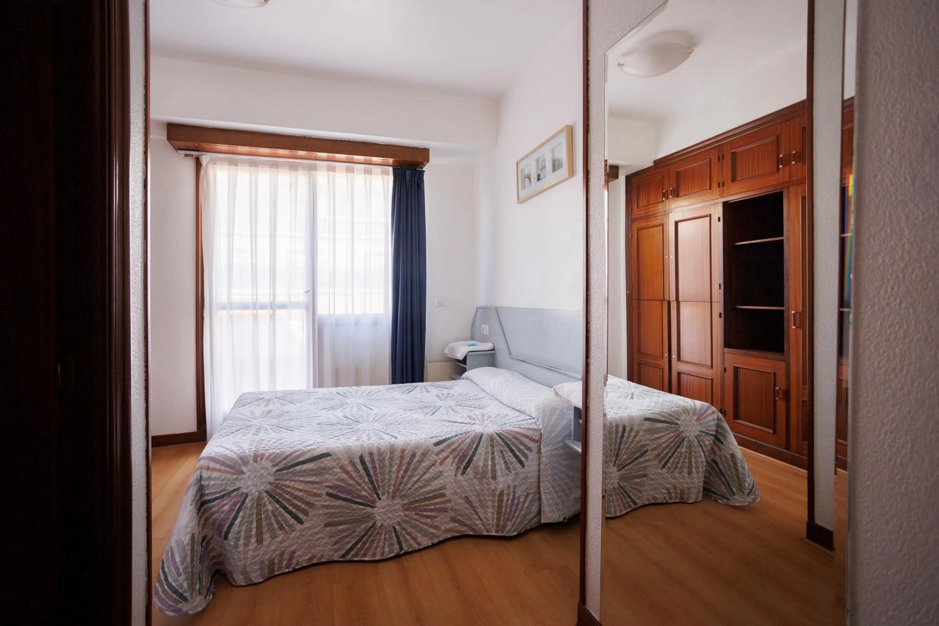 Double Room with Private Bathroom in Moon Hostel Bio