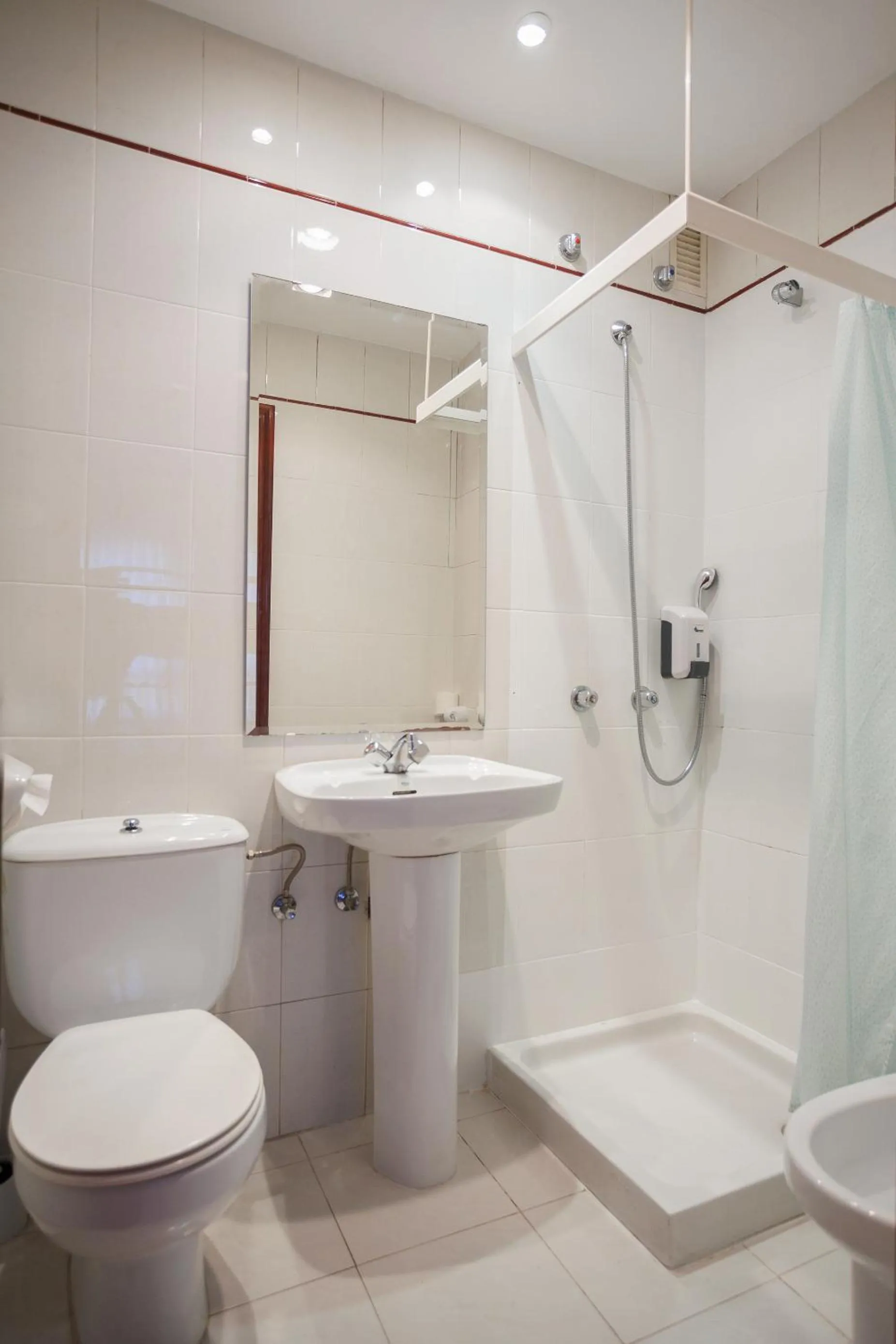 Single Room with bunk beds and Private Bathroom in Moon Hostel Bio