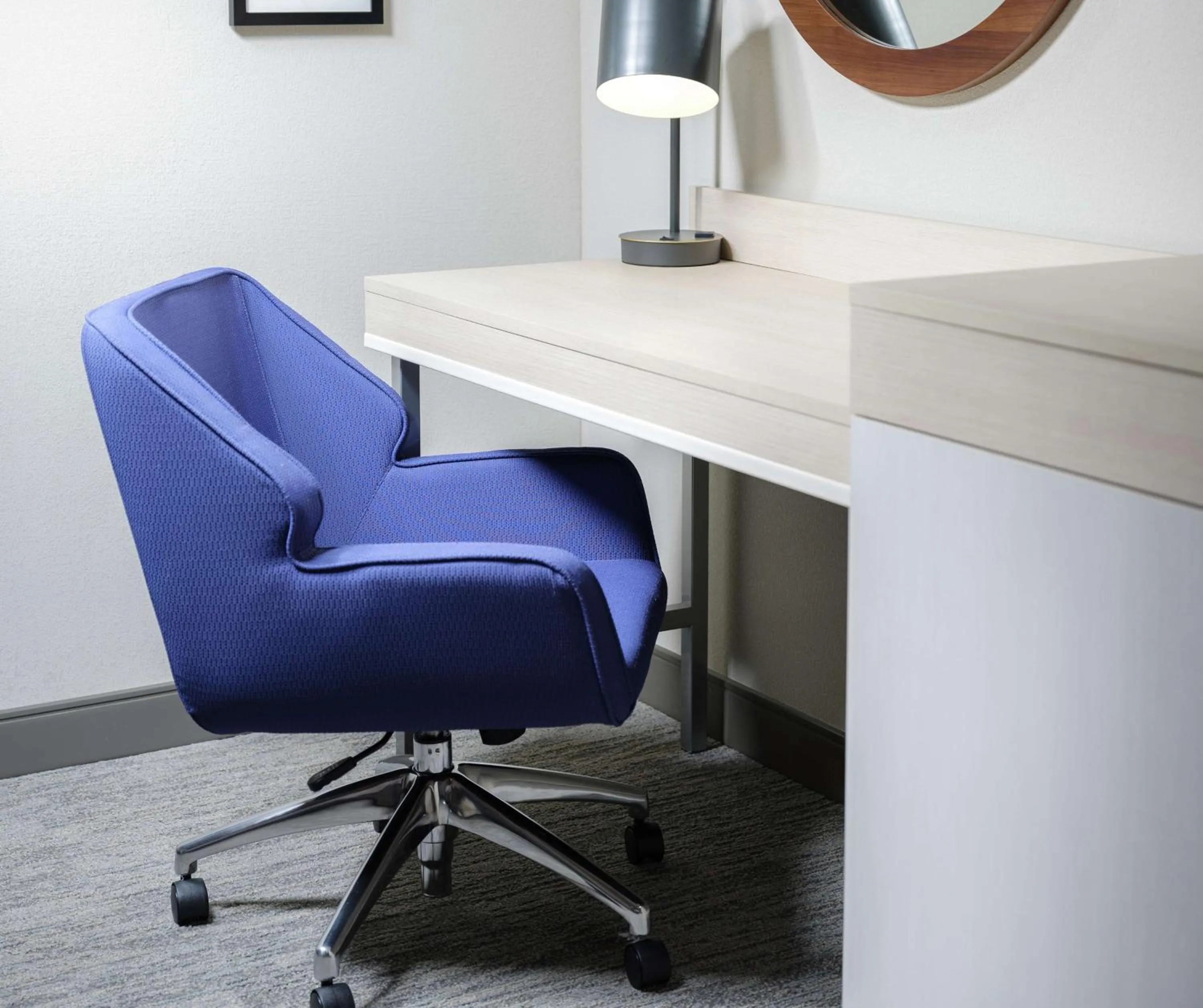 King Room with Sofa Bed in Hampton Inn Chattanooga East Ridge