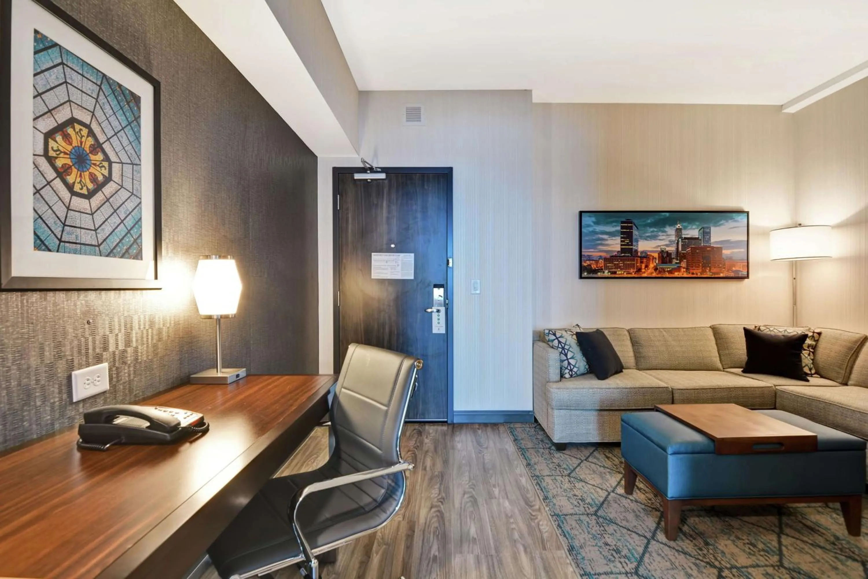 King Studio Suite - Mobility Access in Embassy Suites By Hilton Plainfield Indianapolis Airport
