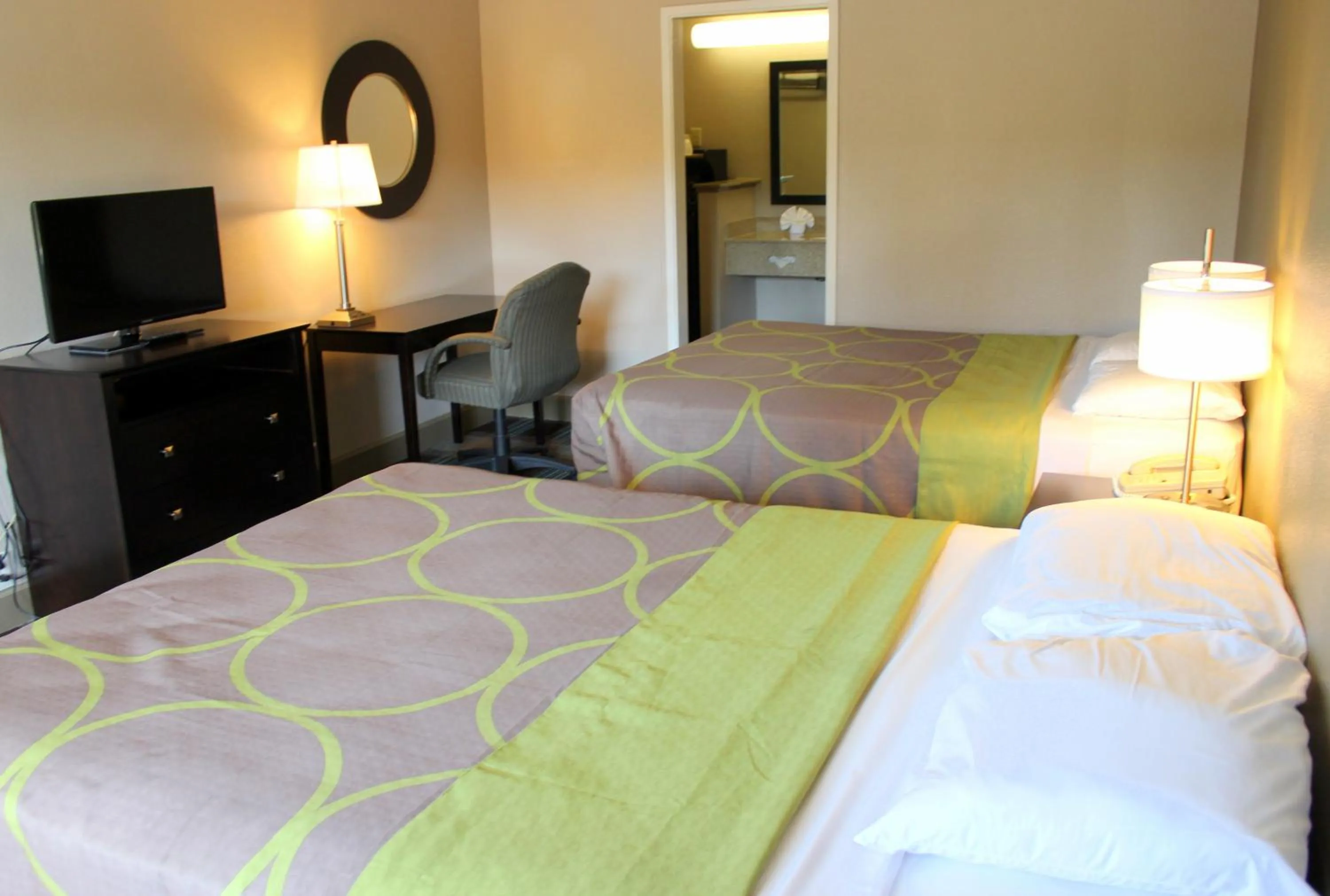 Deluxe Double Room with Two Double Beds - Non-Smoking in Super 8 by Wyndham Salinas