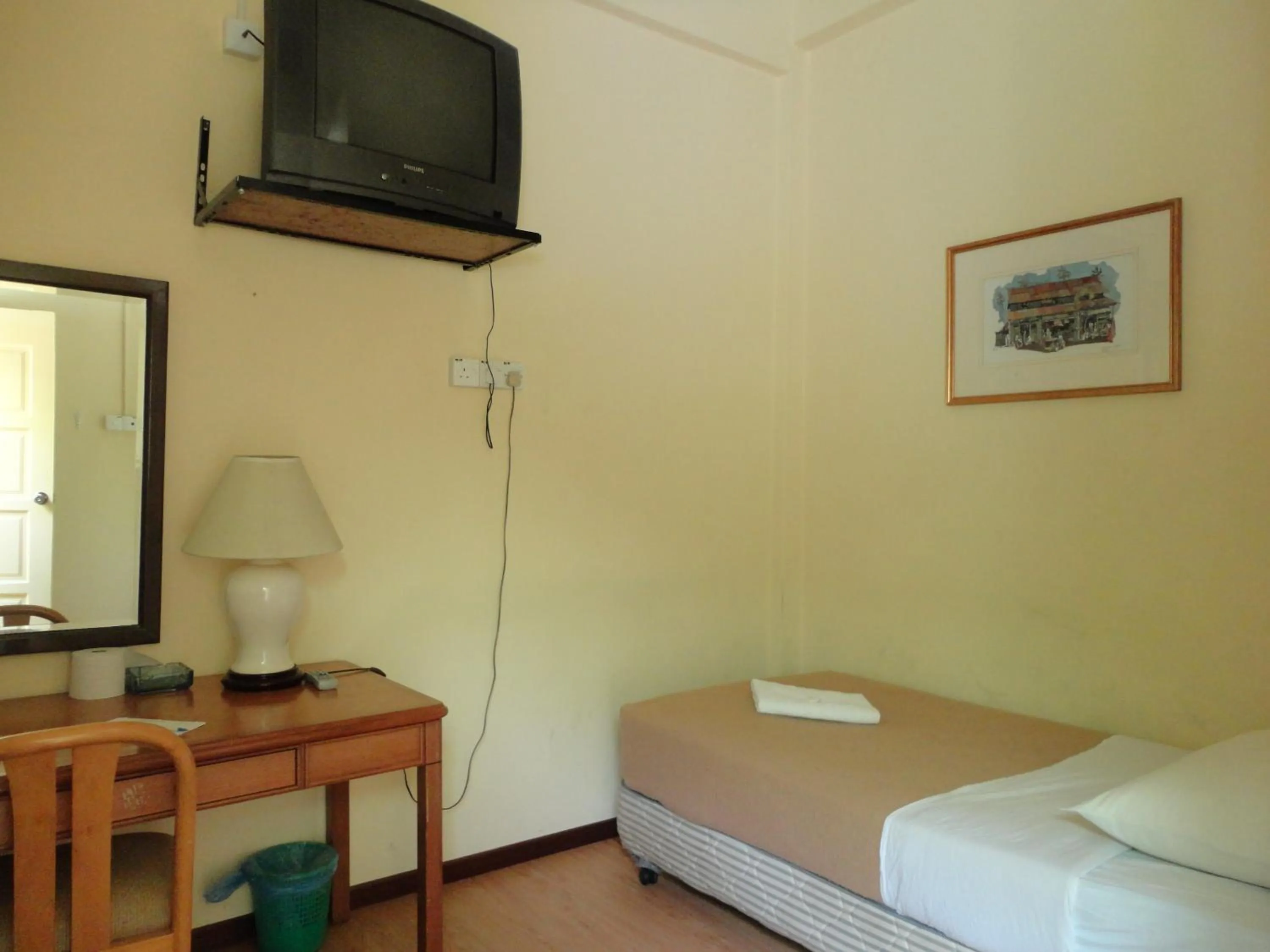Single Room in Pristine Hotel