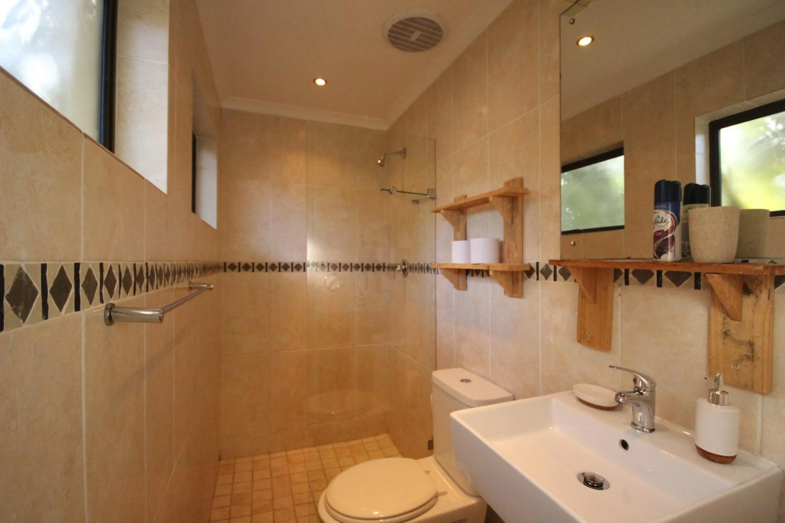 Luxury Double Room - single occupancy in Saltycrax Backpackers and Surf Hostel by CURIOCITY