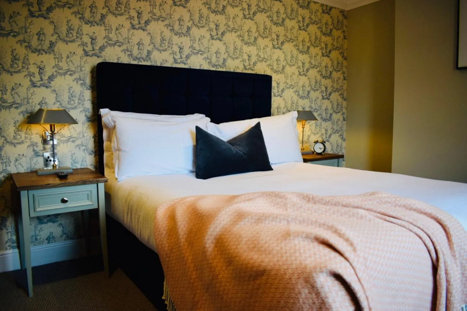 Standard King Room in The Devonport