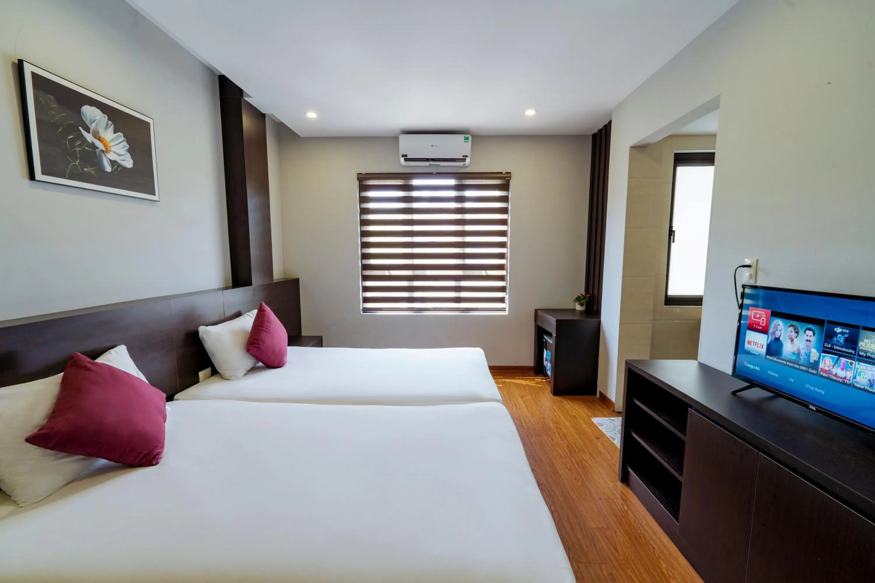 Standard Twin Room in Ivy Hotel Bai Chay Ha Long