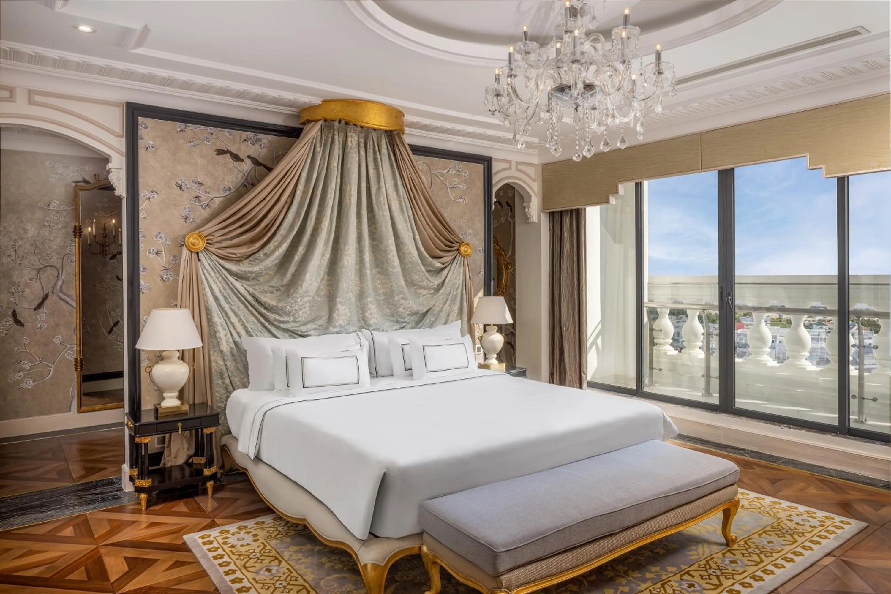 Presidential Suite in Melia Vinpearl Tay Ninh