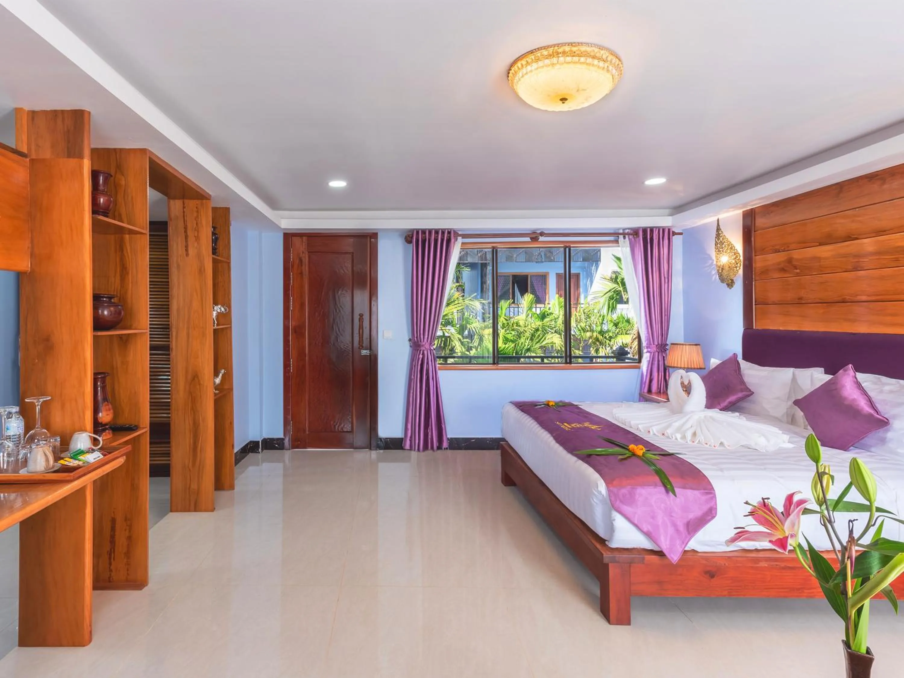 Deluxe Double Room With Balcony in Cheata Residence