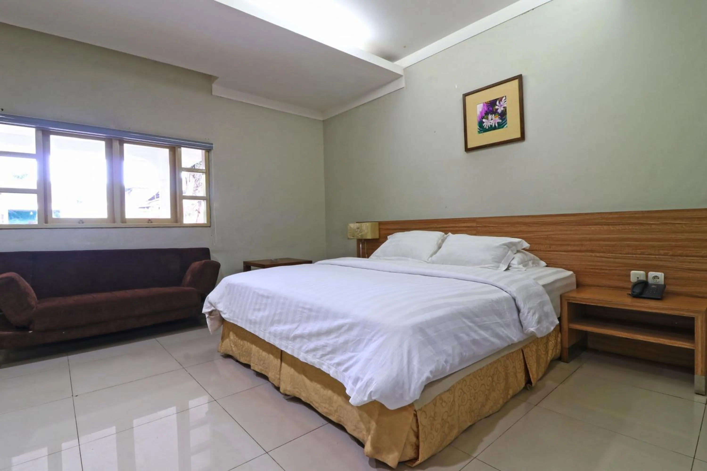 Deluxe Double or Twin Room in Hotel Sampaga