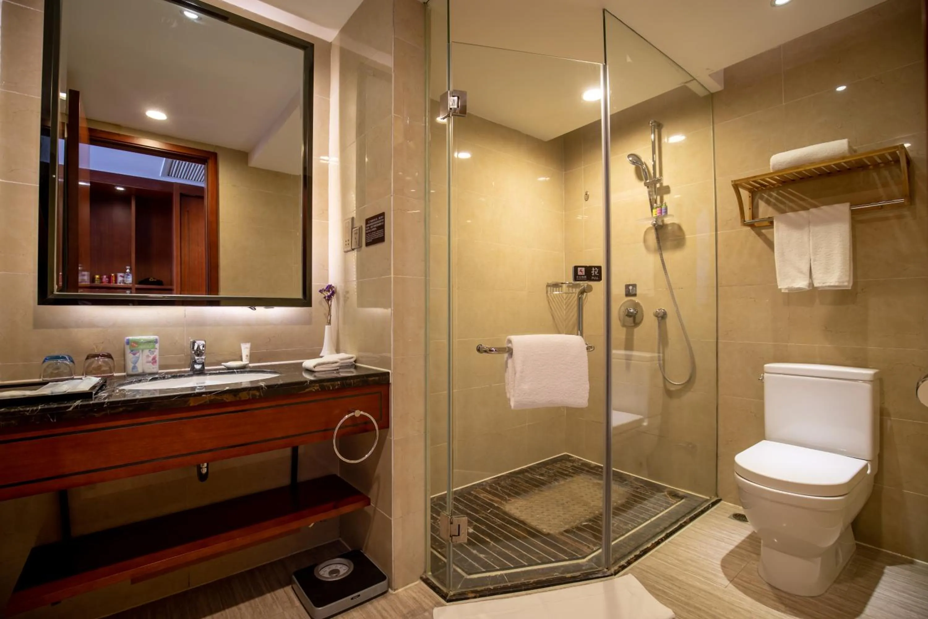 Zhangjiajie Huatian Hotel