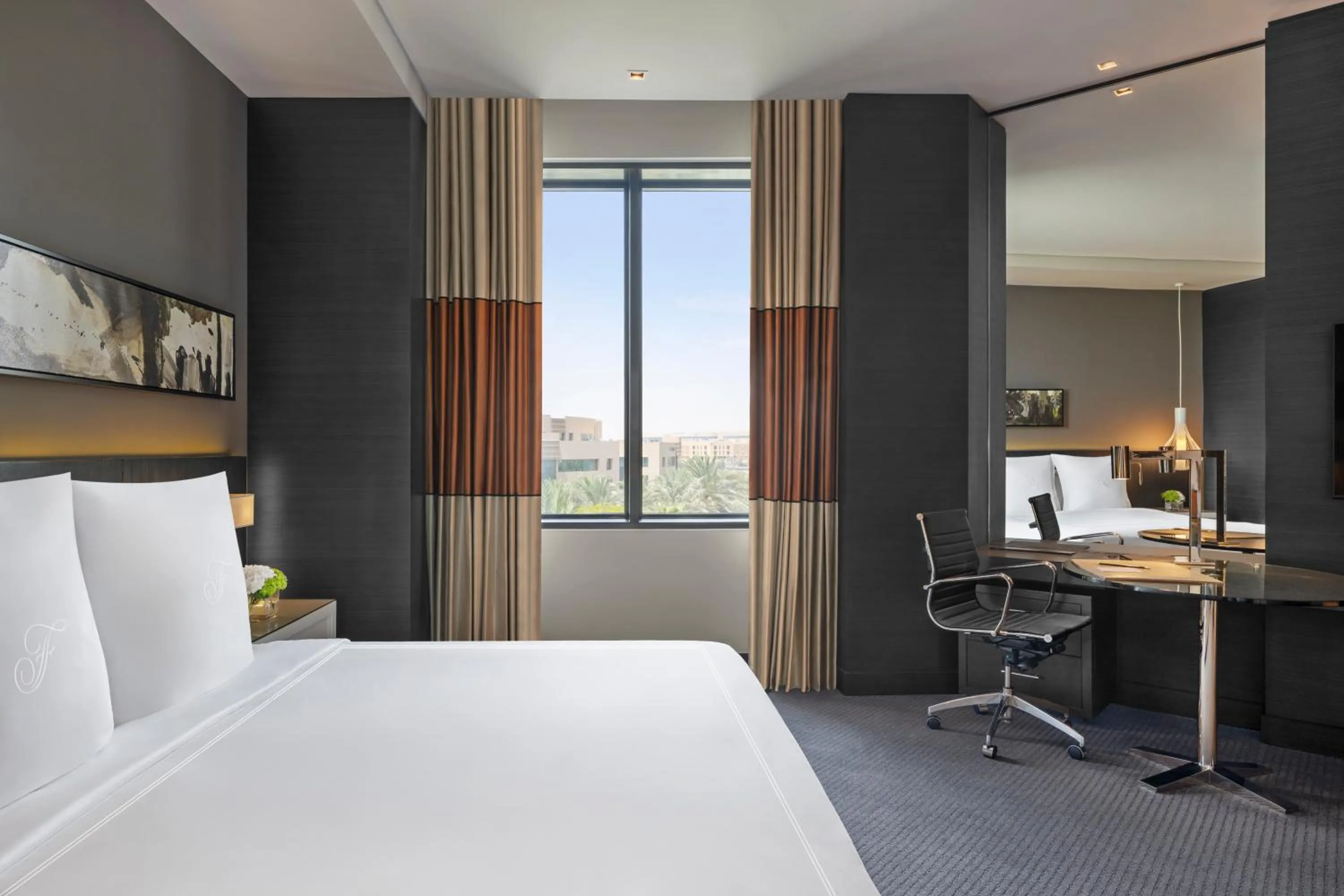 Junior King Suite - Non-Smoking in Fairmont Riyadh