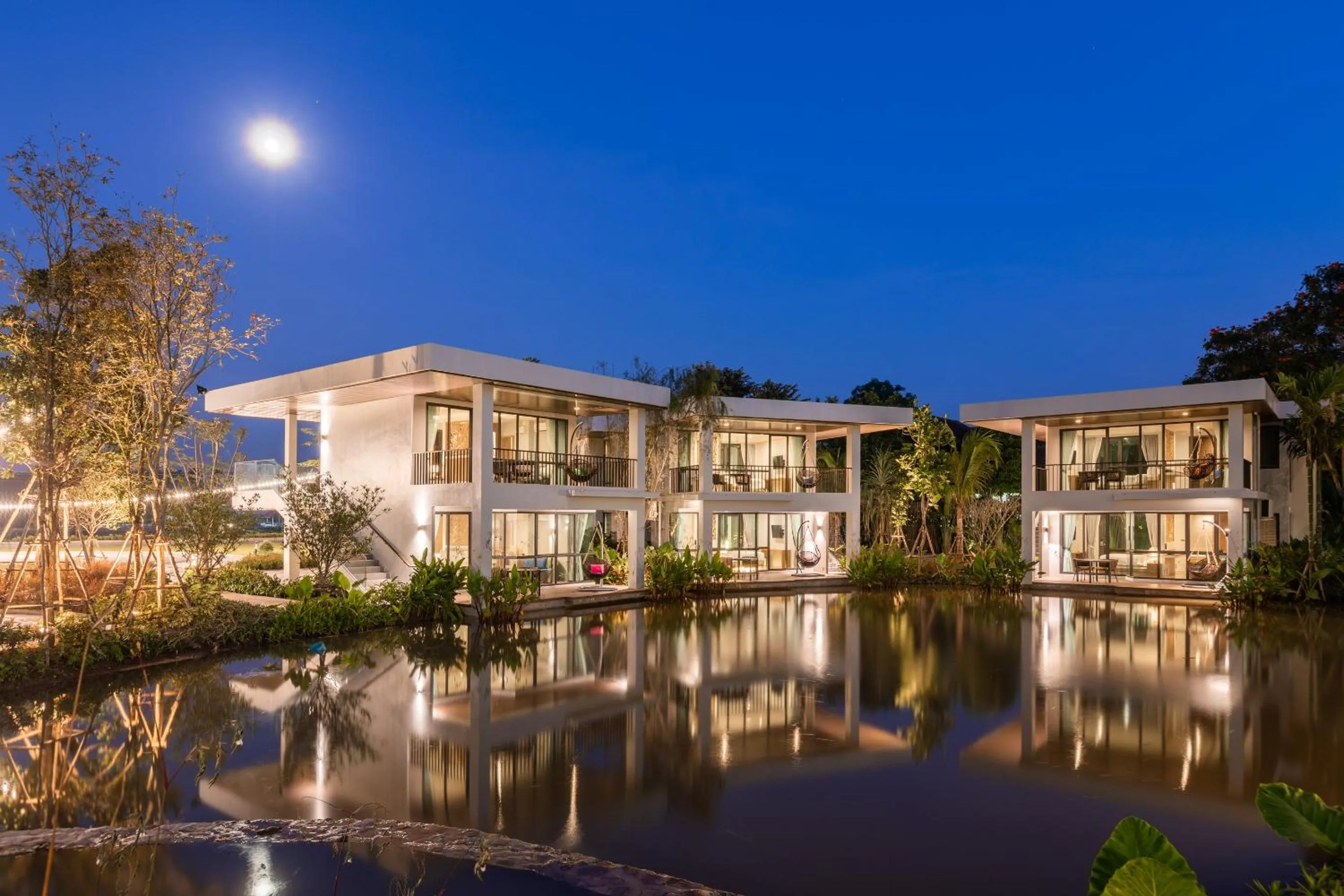 One-Bedroom Suite in Na Tree Tara Riverside Resort Amphawa Damnoensaduak