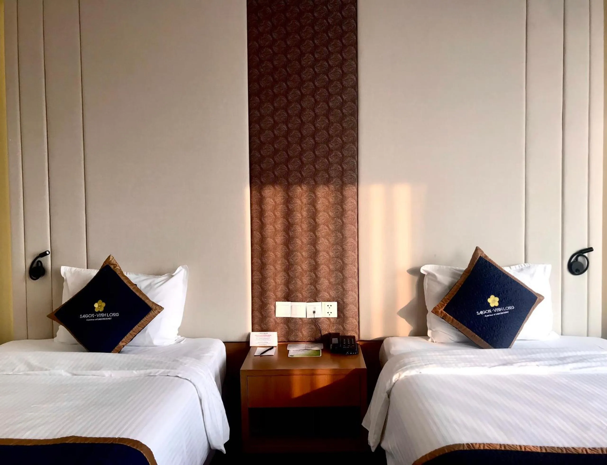 Deluxe Twin Room in Khách sạn Sài Gòn Vĩnh Long