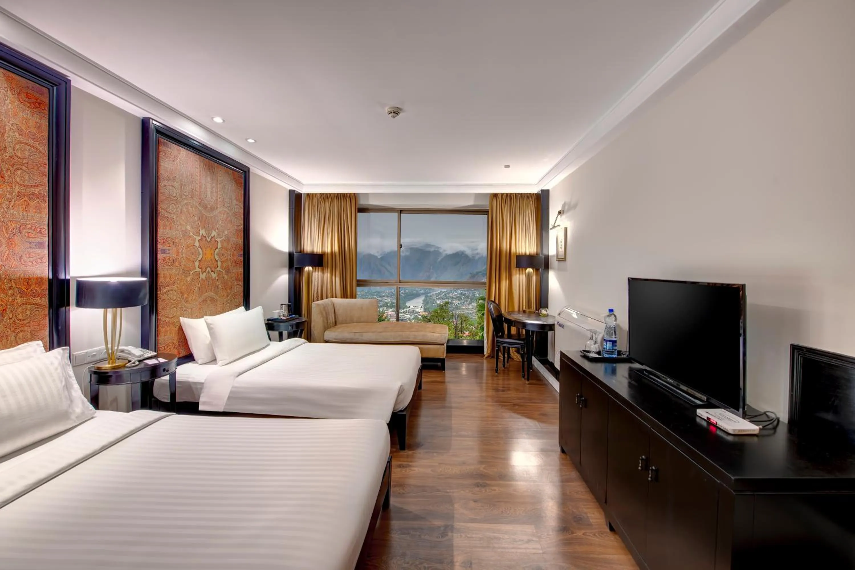 Executive Twin Room in Pearl Continental Hotel, Muzaffarabad