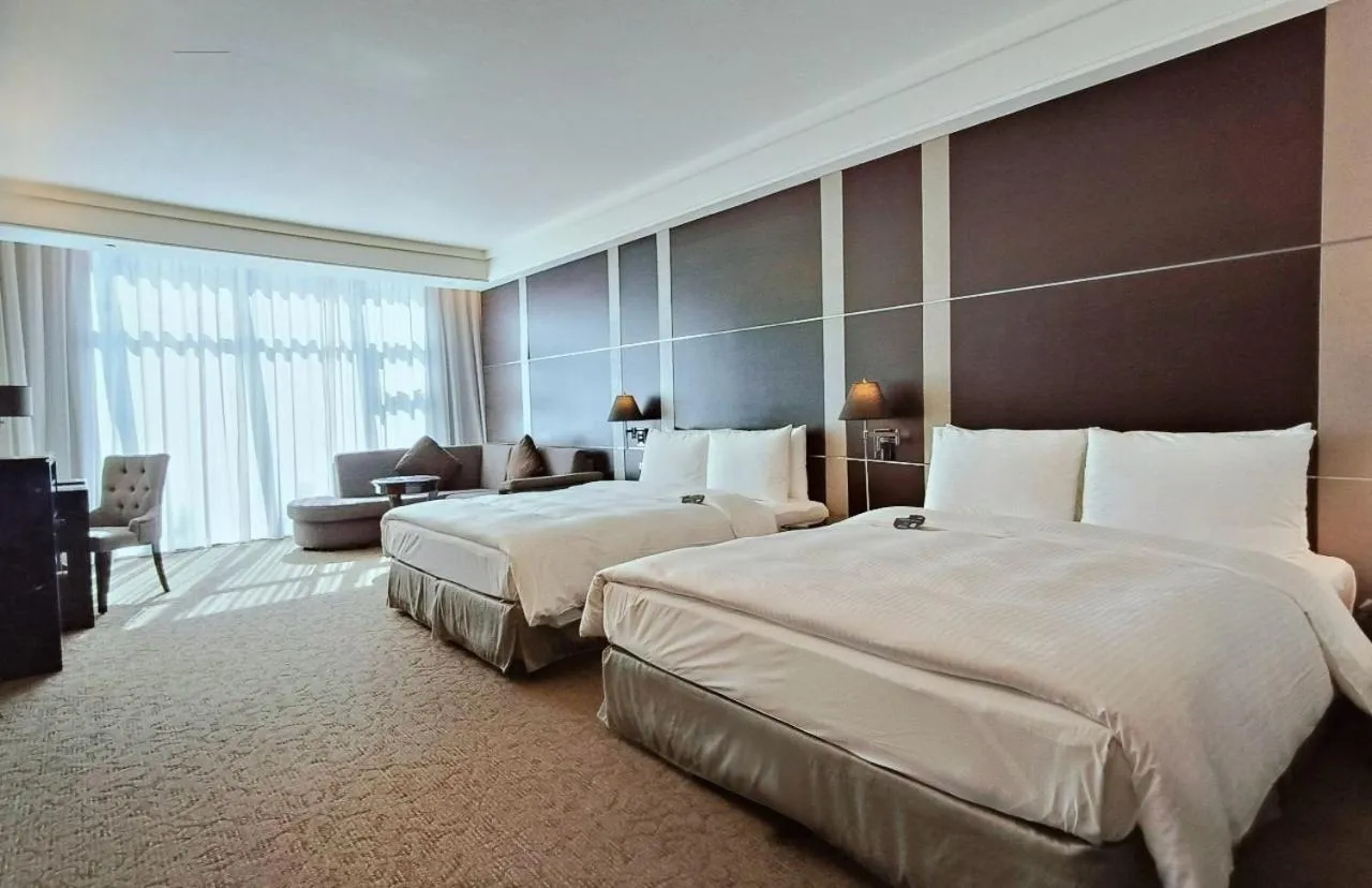Deluxe Family Room in S Aura Hotel