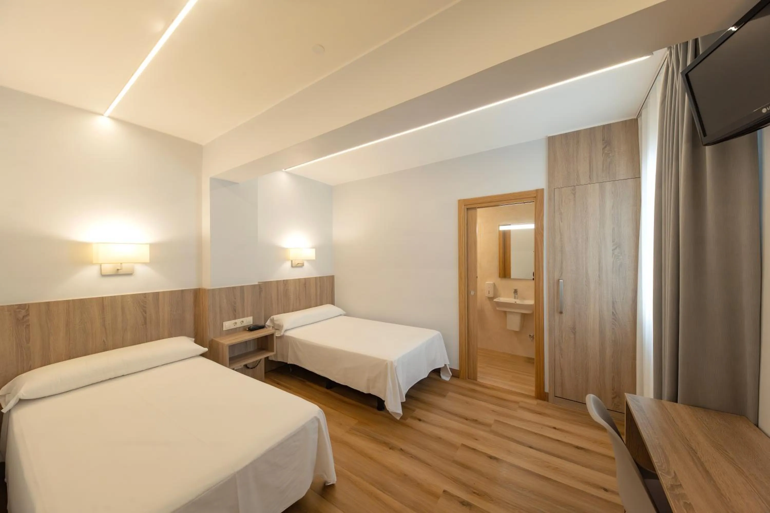 Twin Room in Hotel Pantón