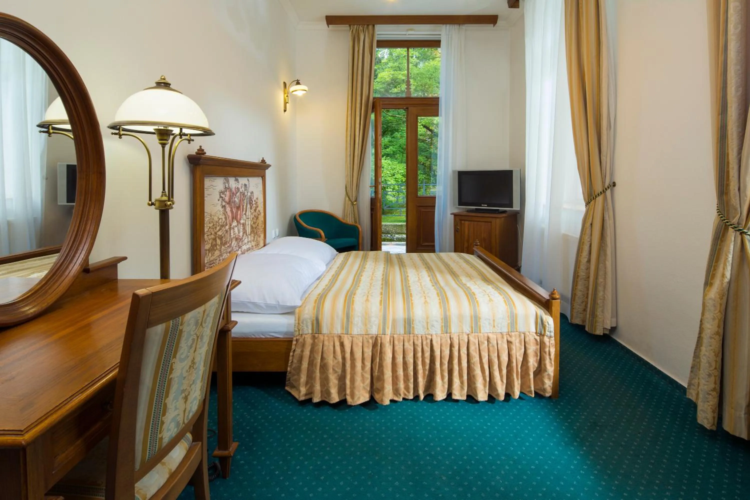 Deluxe Double or Twin Room in Spa Resort Libverda - Villa Friedland