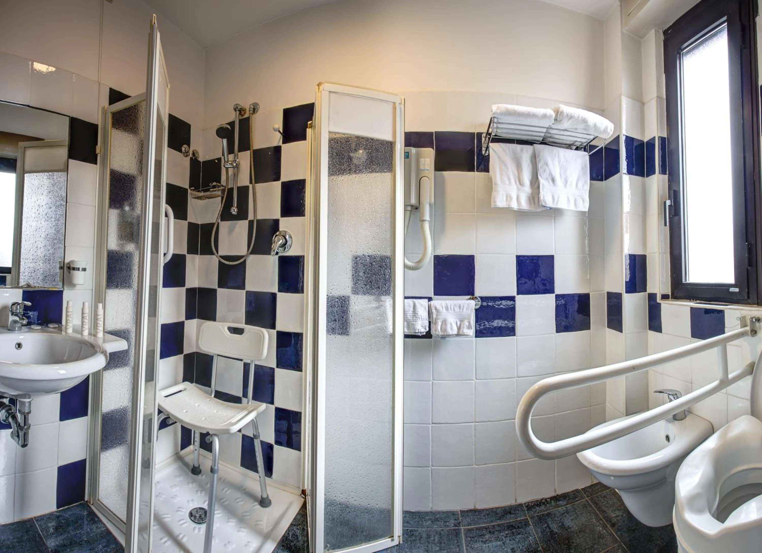 Attic Comfort Double Room in Hotel Genty