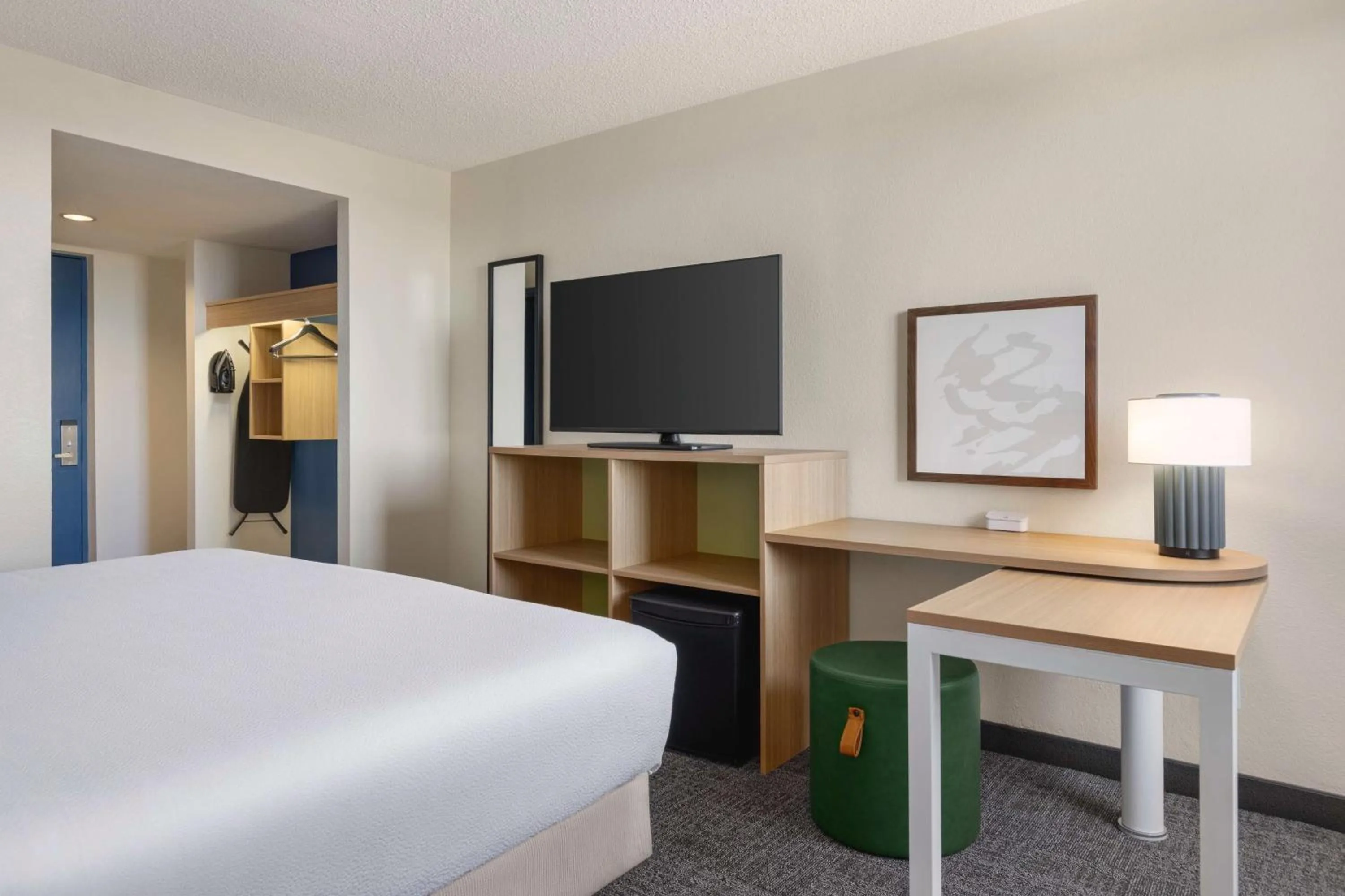 King Room - Hearing Access in Spark By Hilton Germantown Washington Dc North