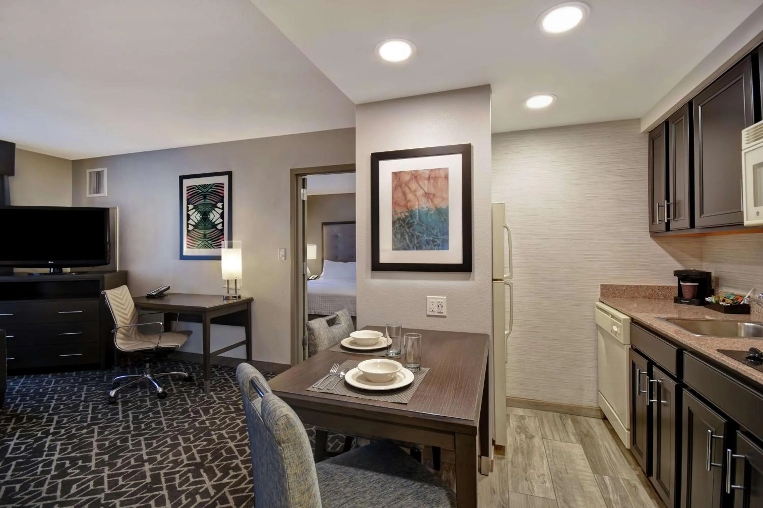 One-Bedroom King Suite - Hearing Accessible/Non-Smoking in Homewood Suites by Hilton Edgewater-NYC Area