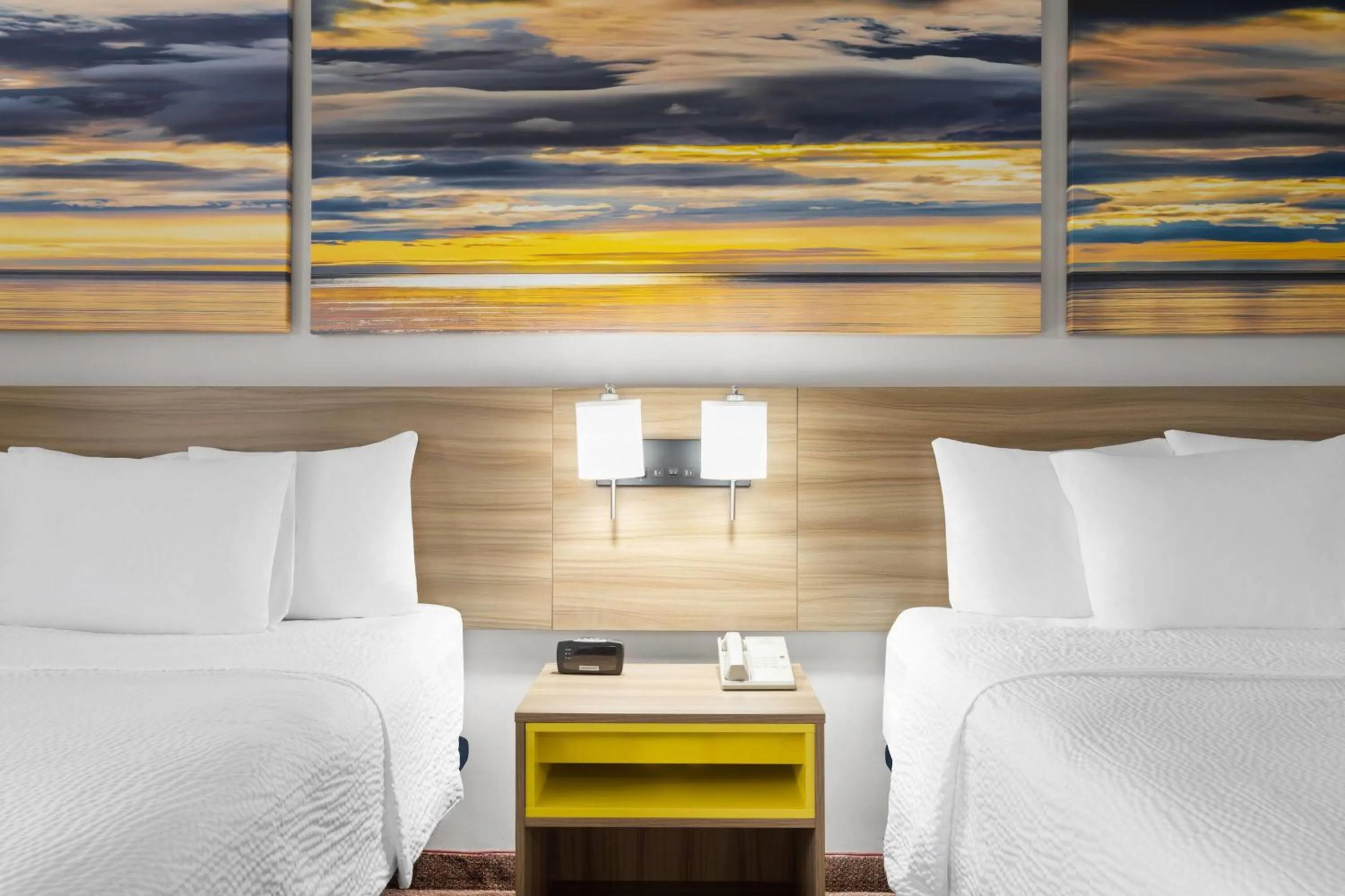 Double Room with Two Double Beds - Smoking in Days Inn by Wyndham Hagerstown I-70