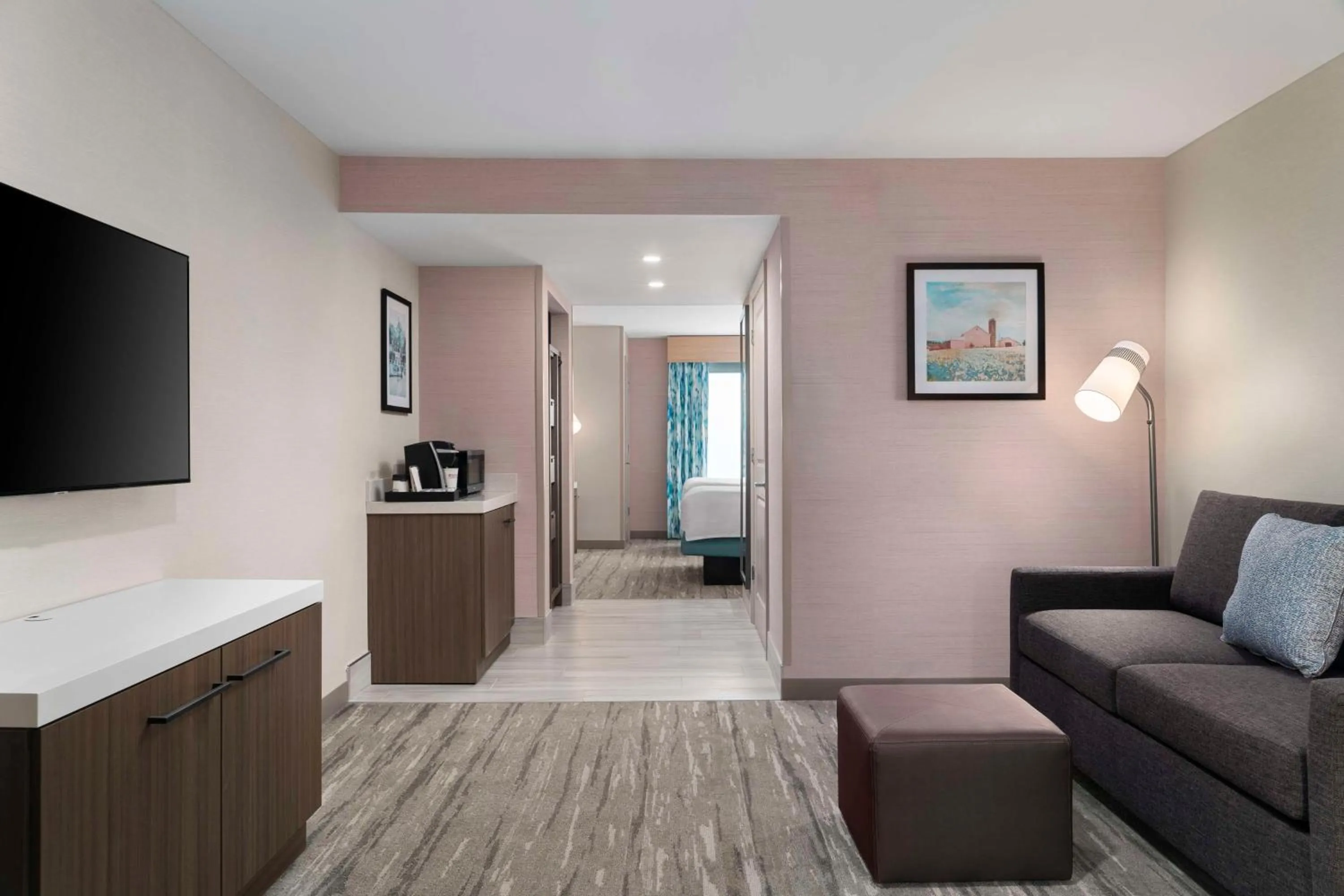 Executive Suite with Two Double Beds and Sofa Bed in Hilton Garden Inn Kennett Square