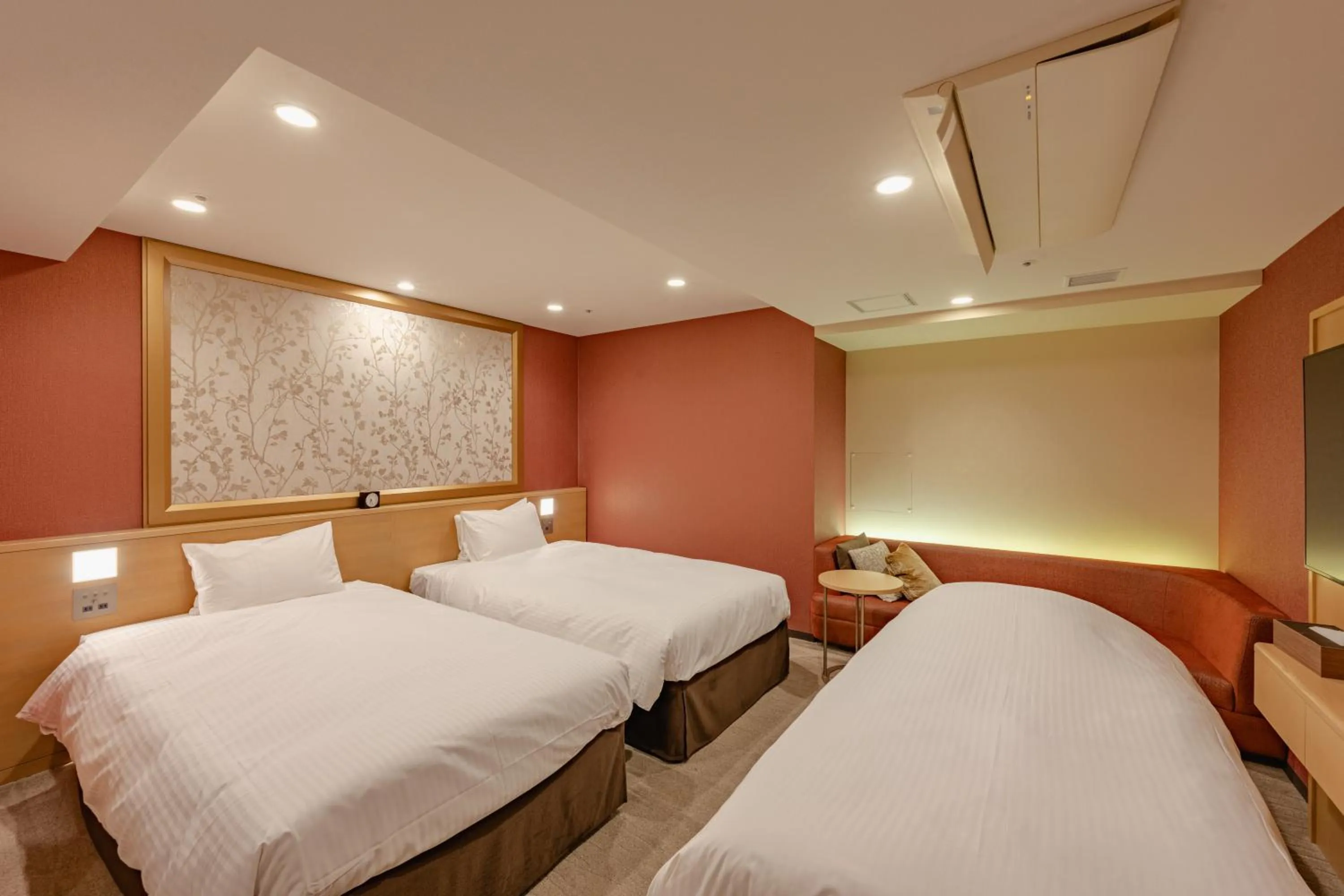 Grace Twin (3adults,3beds) with No Window - Non-Smoking - Semi Basement in Richmond Hotel Tokyo Mejiro