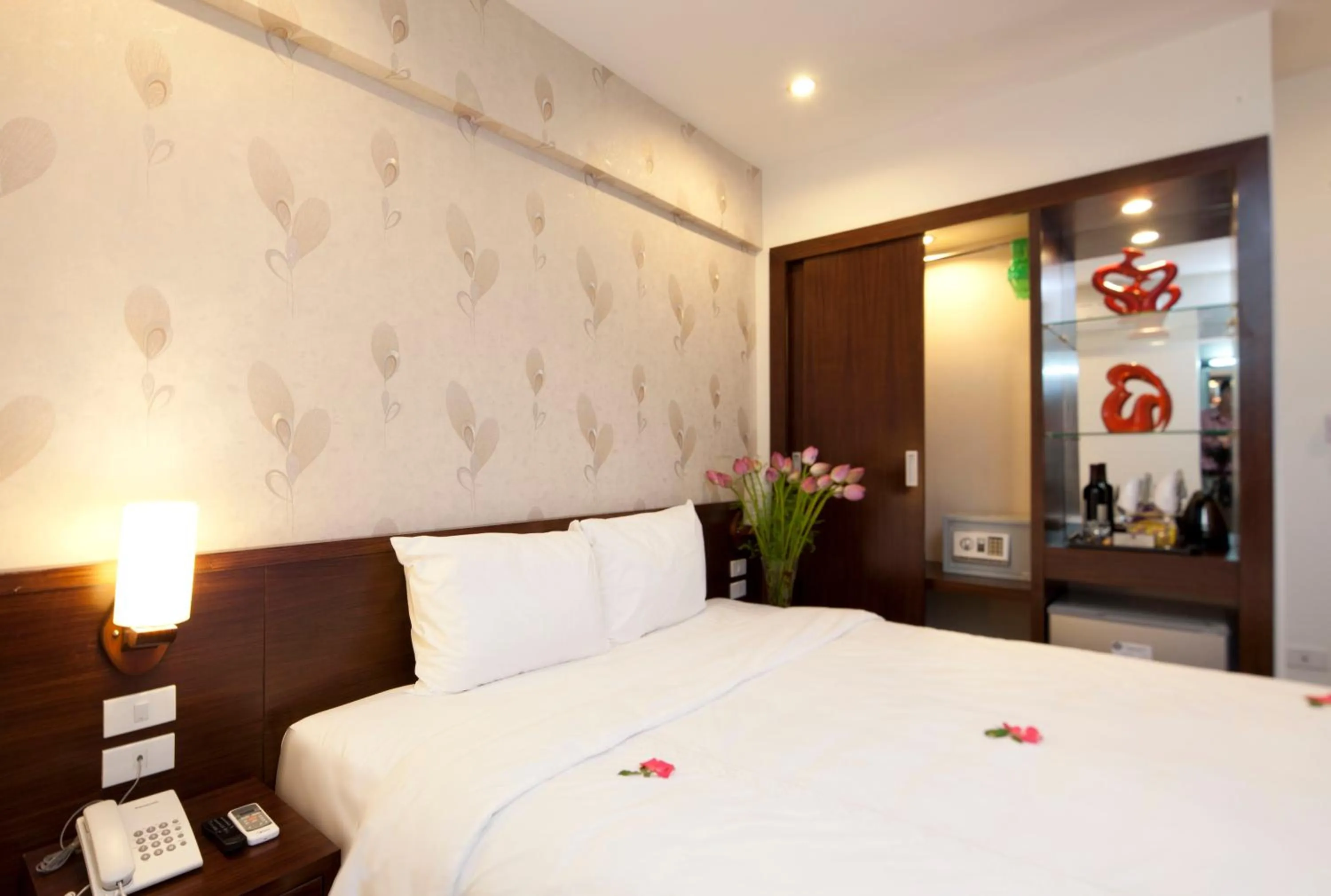 Superior Double or Twin Room in Rising Dragon Legend Hotel