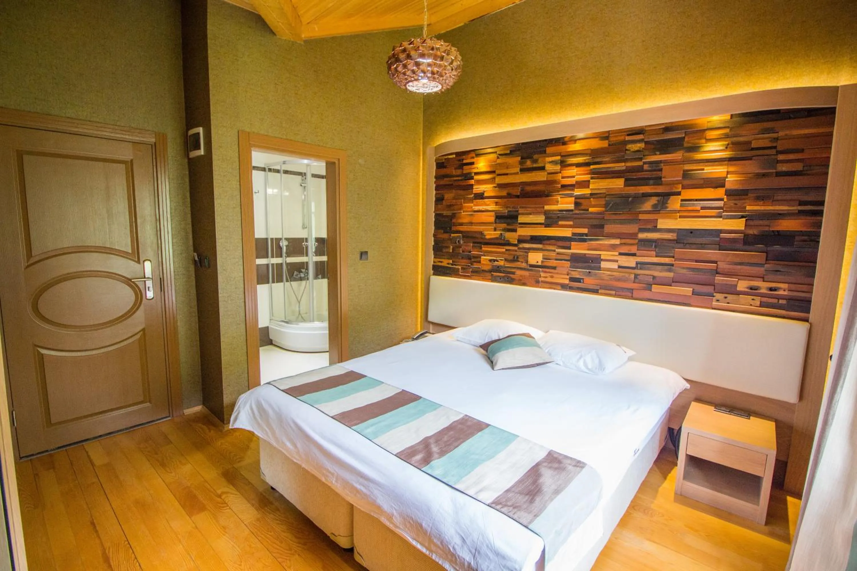Deluxe Double Room with Mountain View in Ayderoom Hotel